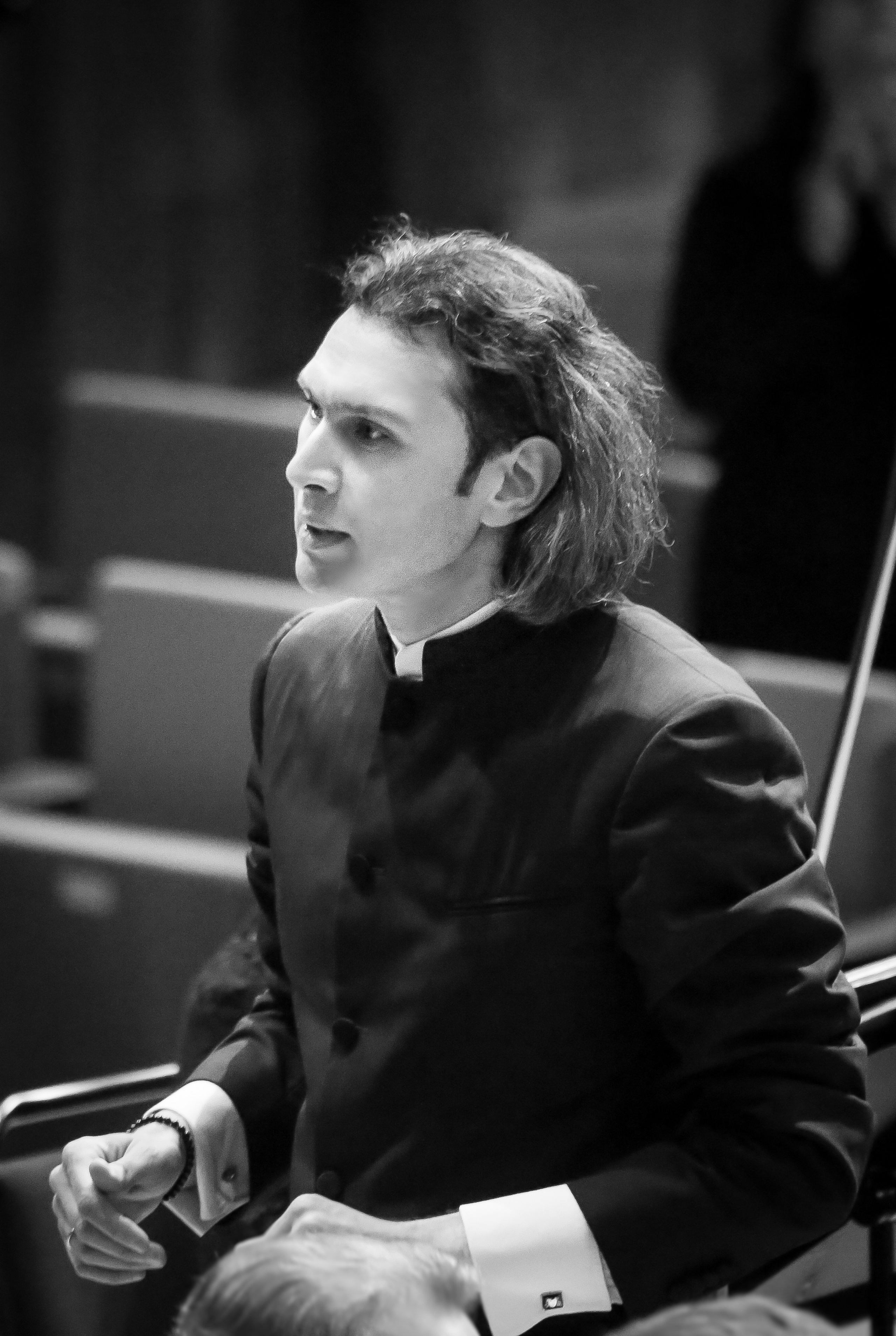 Буря и протест — Владимир Юровский сыграл Гайдна и Шостаковича в новом зале Зарядье. Дарья Письменюк / Darya Leitstern — фотограф, музыкант, журналист, путешественник