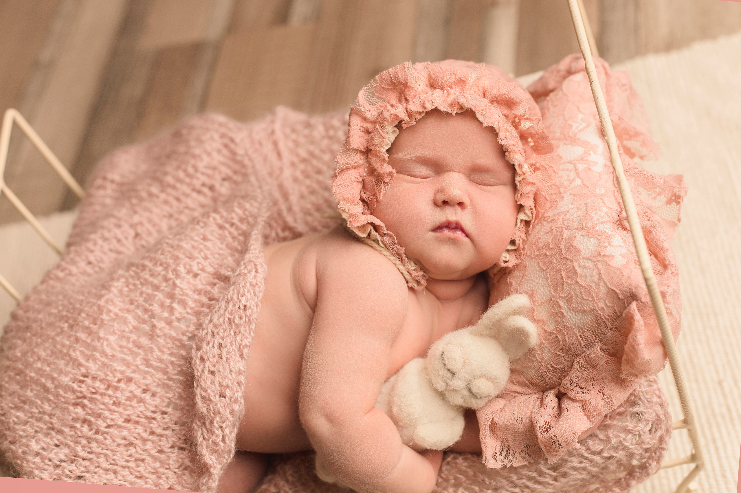 Новорожденные. Фотограф новорожденных Омск —со всем необходимым к вам домой