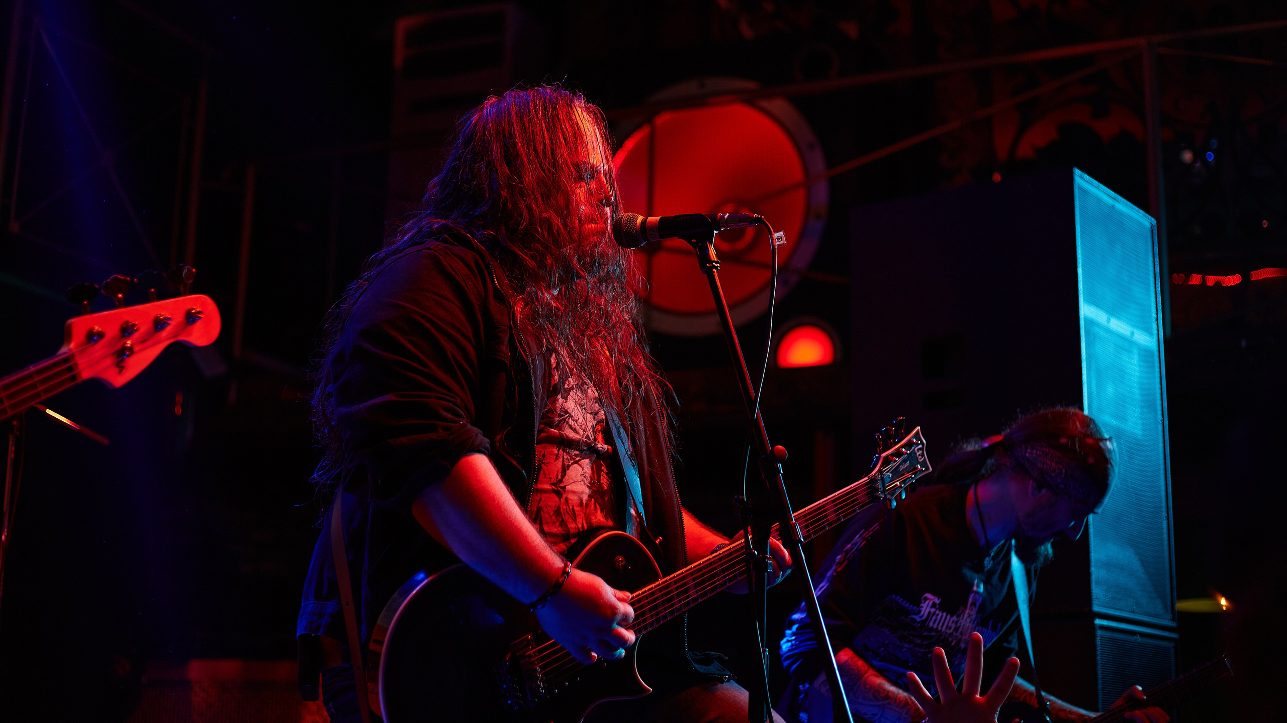 2023-11-03. Abysslooker