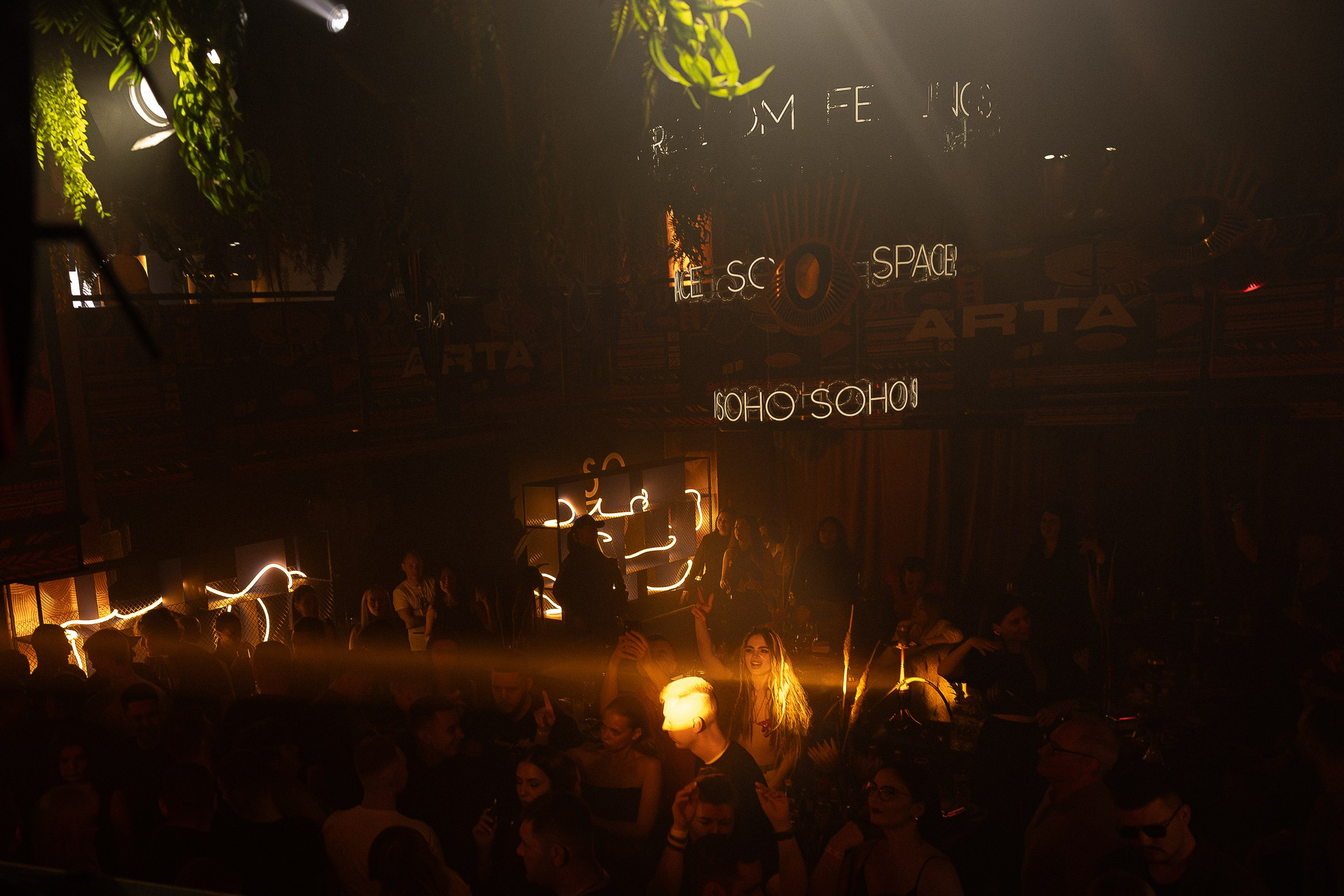 Фотограф на вечеринку спб. VERSLIBRE | Свадебный и репортажный фотограф в Санкт-Петербурге, Москве, и Поволжье