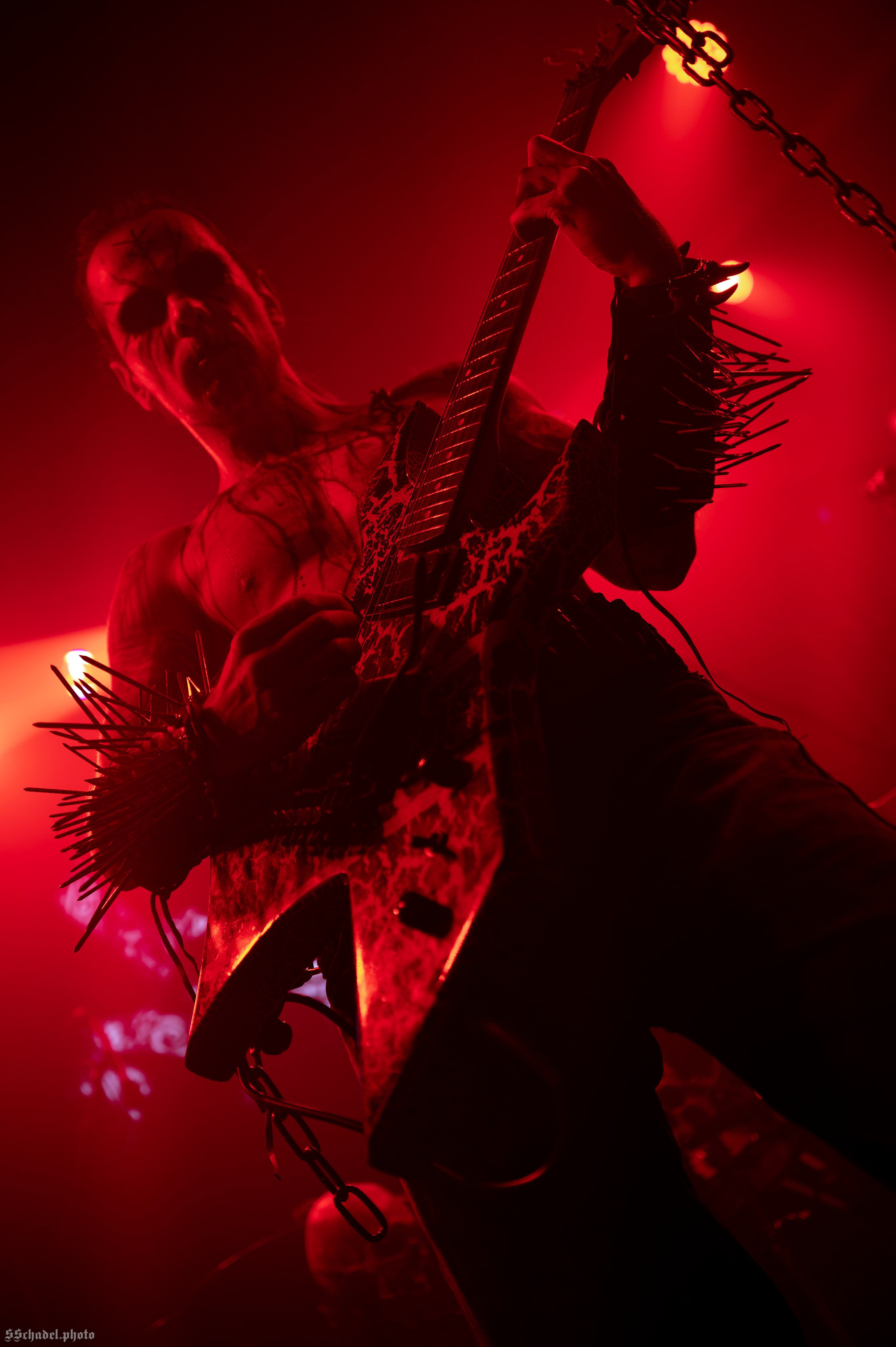 Frostlagte Måne 07.12.25. We will make everything metal!