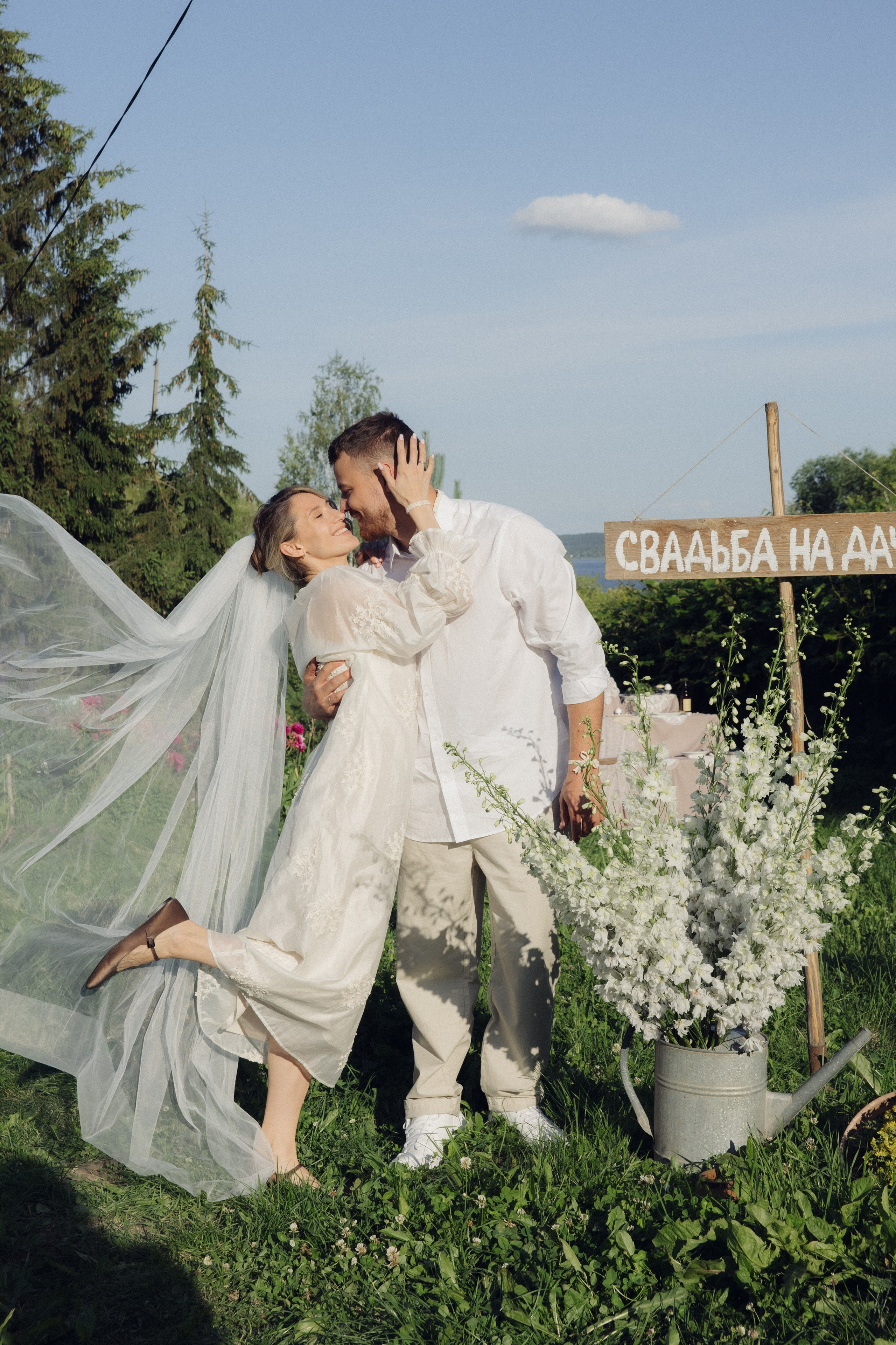 Диана и Саша, свадьба на даче. Фотограф любви в городе Казань