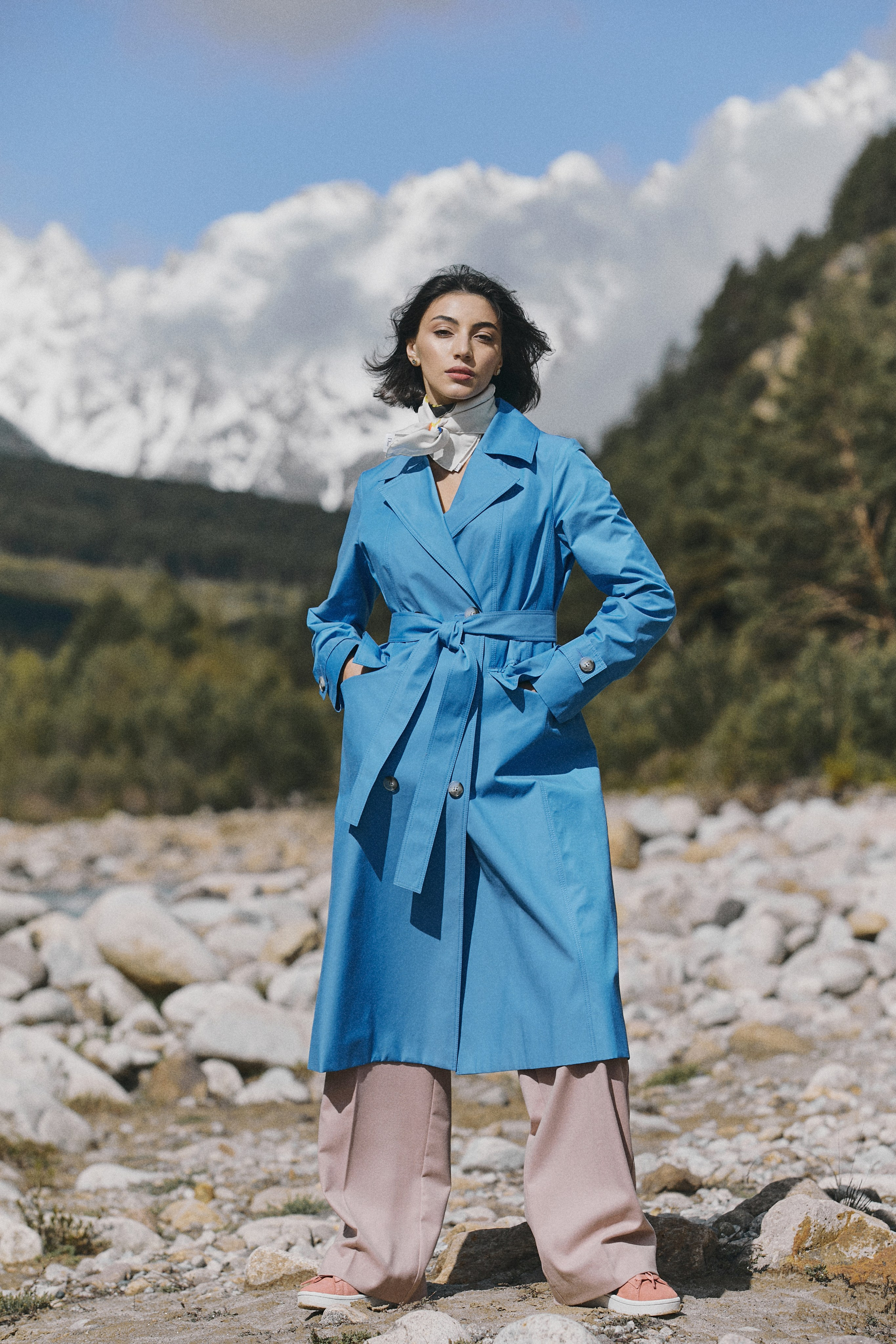 Съемка для бренда в горах. Фотограф Продюсер в горах КБР / Москва  Нальчик Горы