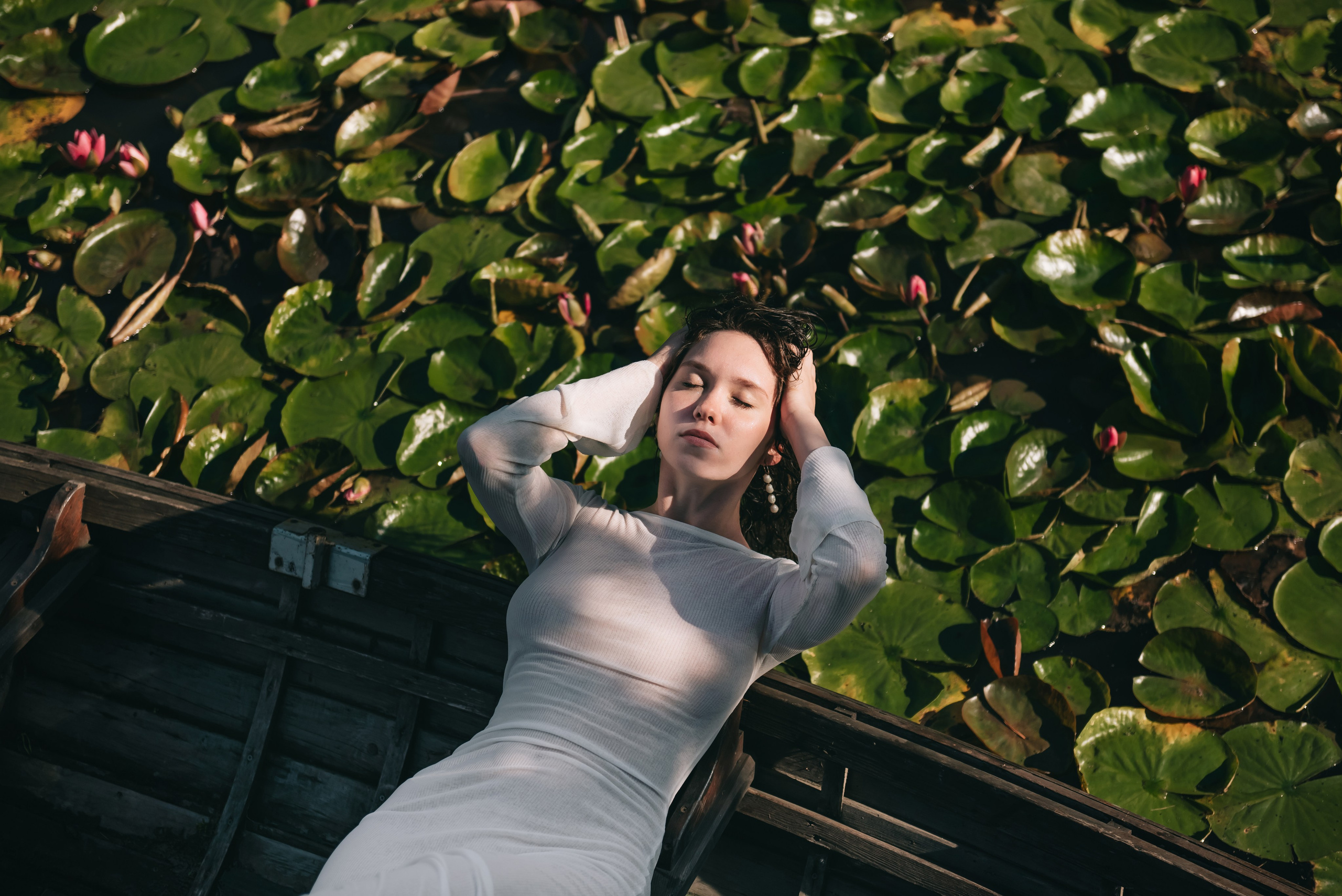 Фотосессия с кувшинками в Таёжной Заимке в г. Кемерово