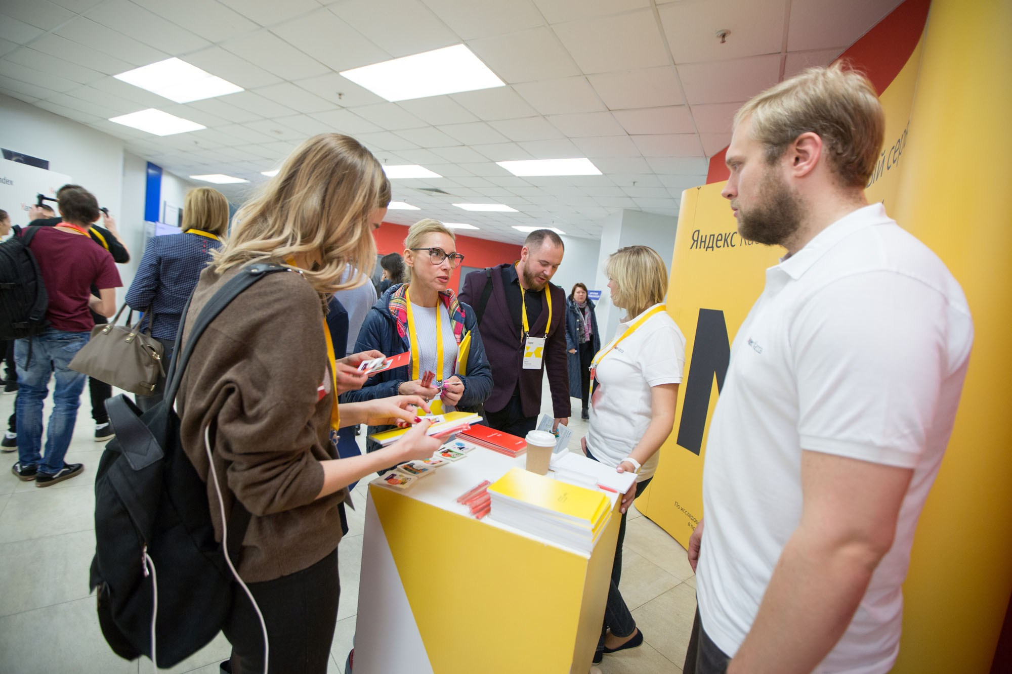 Яндекс — рекламные технологии для бизнеса. Репортажный фотограф во Владивостоке