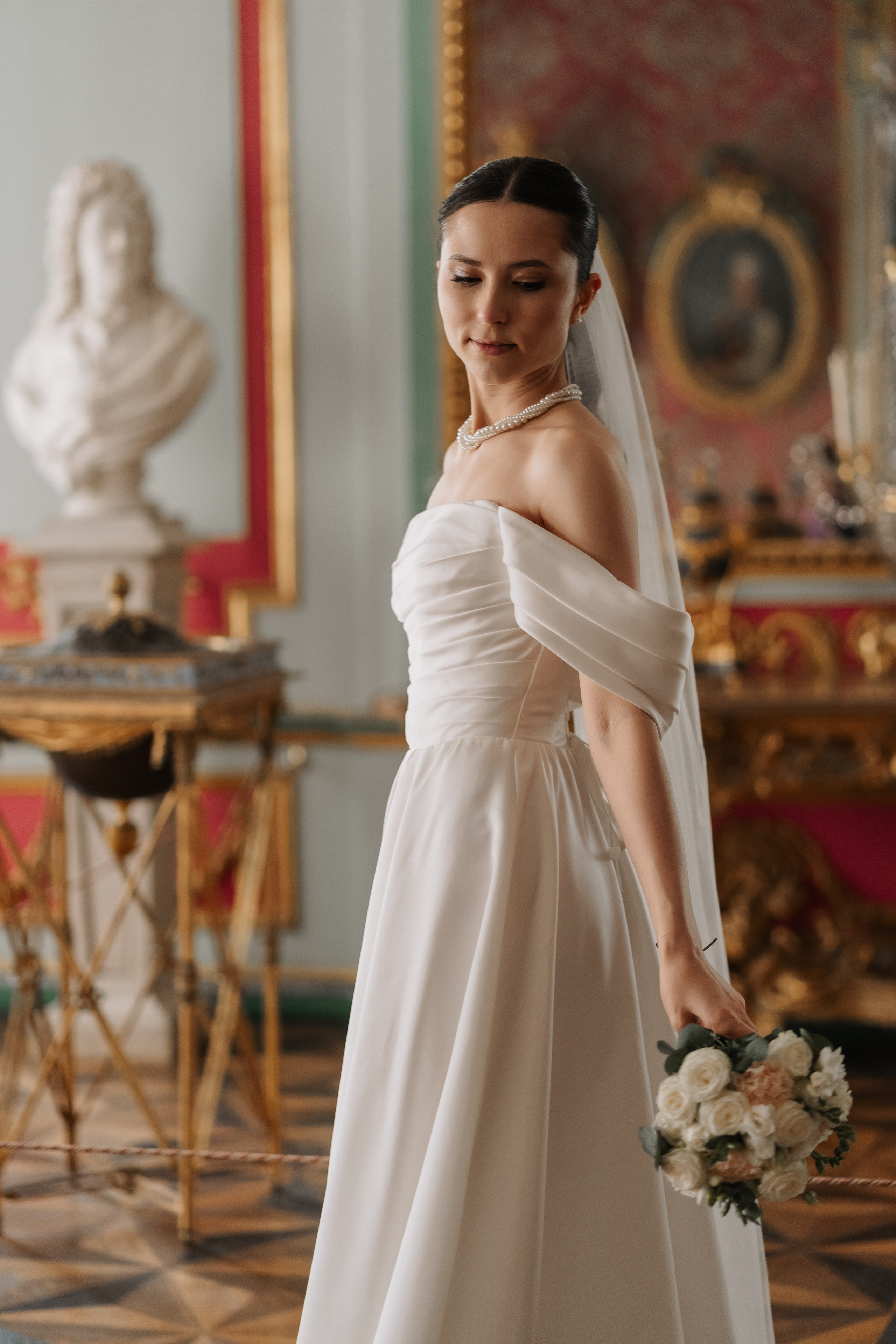 Влад и Илина в Кусково. Свадебный фотограф в Москве Анна Полушина