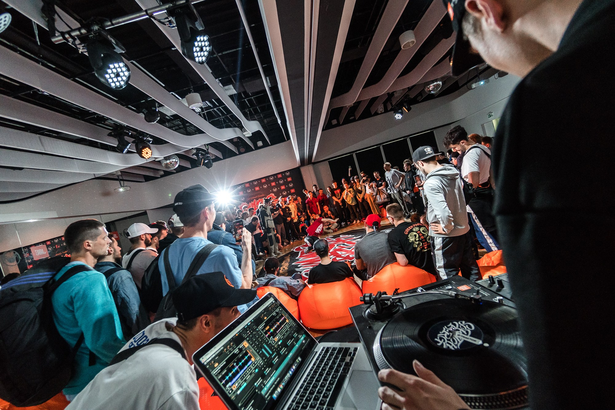 Dance Week JBL x PREDATORZ. Репортажный и свадебный фотограф в Москве