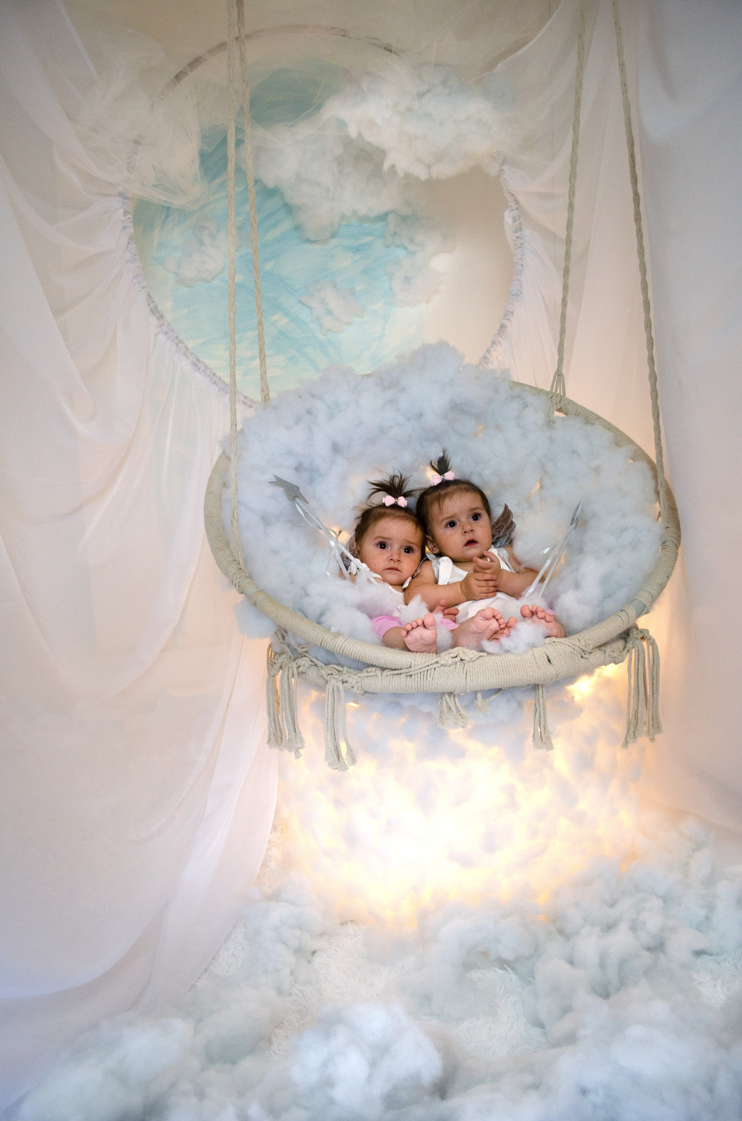 Амина и Арина. Облака. Портретный фотограф в Краснодаре Юлия Кудряшова