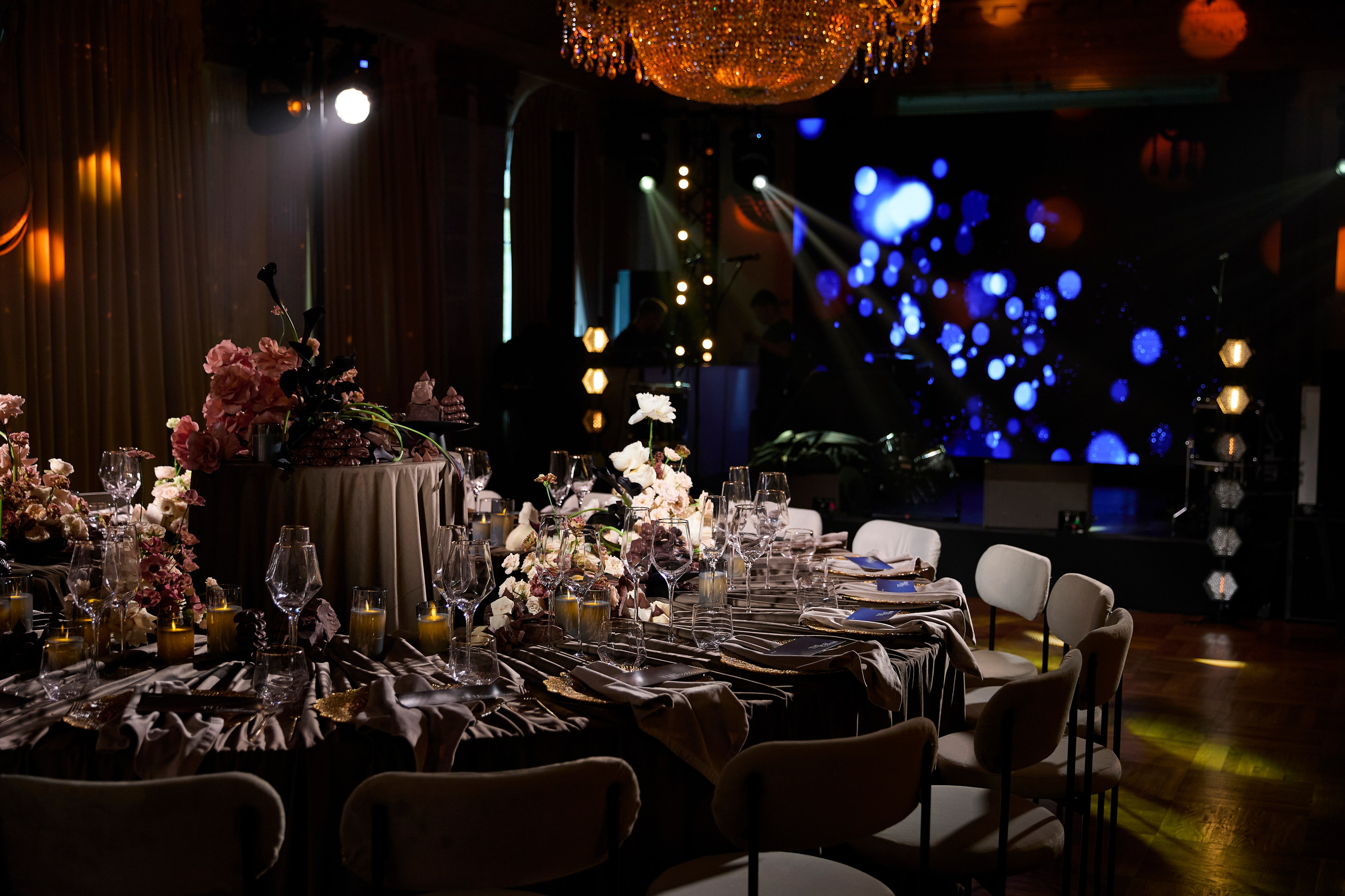 Особняк Ермолинского. Свадебный фотограф Анастасия Казакова