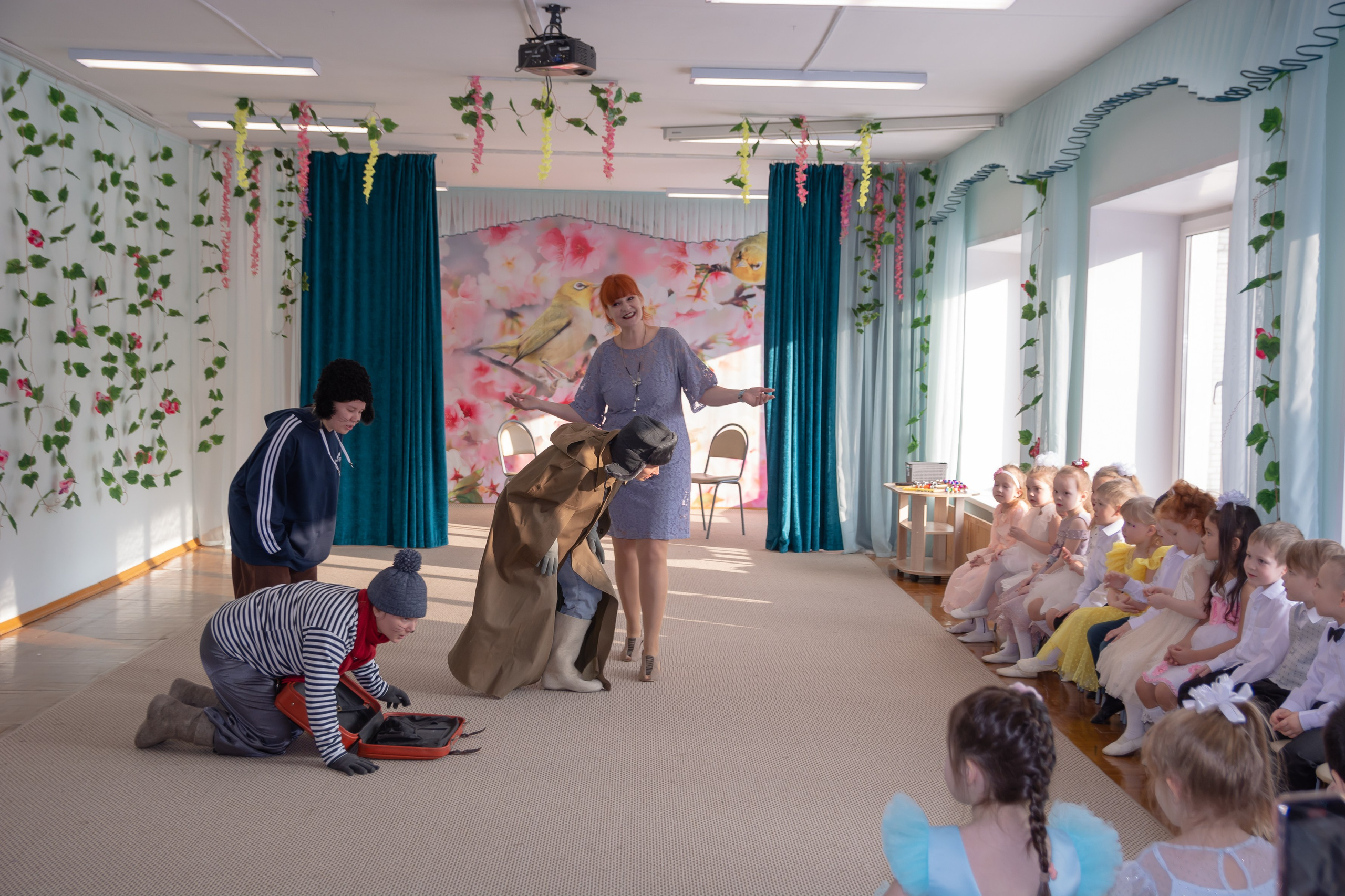 Весенний утренник