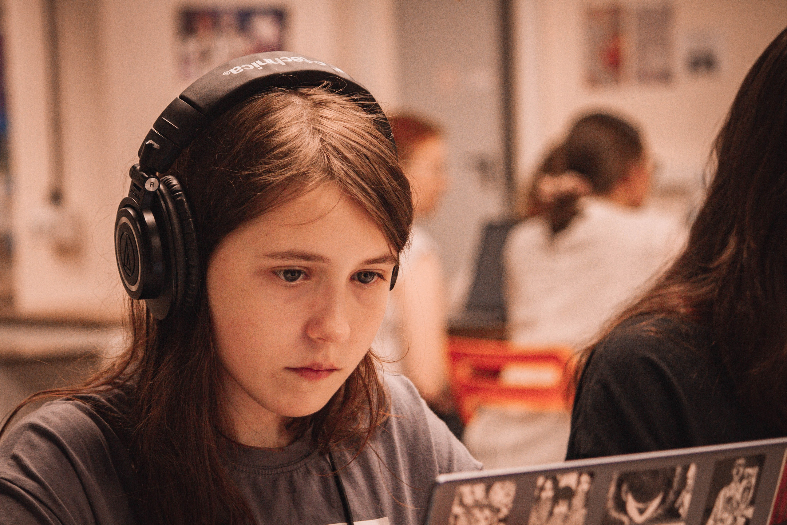 ЖЕНСКИЙ ГЕЙМДЖЕМ — Творческий сбор разработчиц. Создадим шедевр? Виталина и её фотоискусство