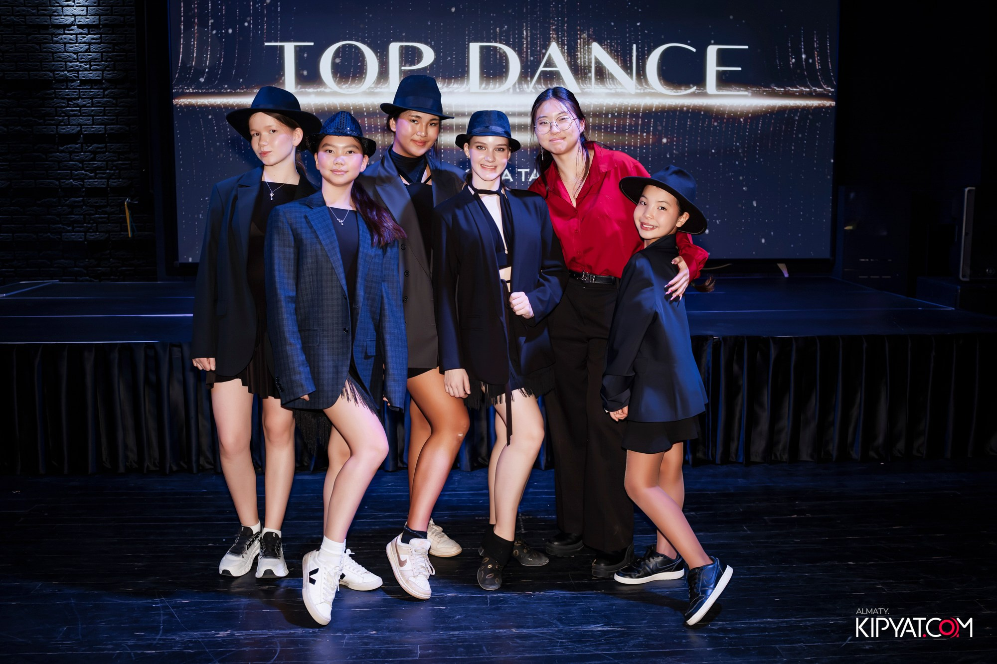 НОВОГОДНИЙ КОНЦЕРТ ШКОЛЫ ТАНЦА TOP DANCE. КИПЯТКОМ АЛМАТЫ! Фотосъемка мероприятий в Алматы