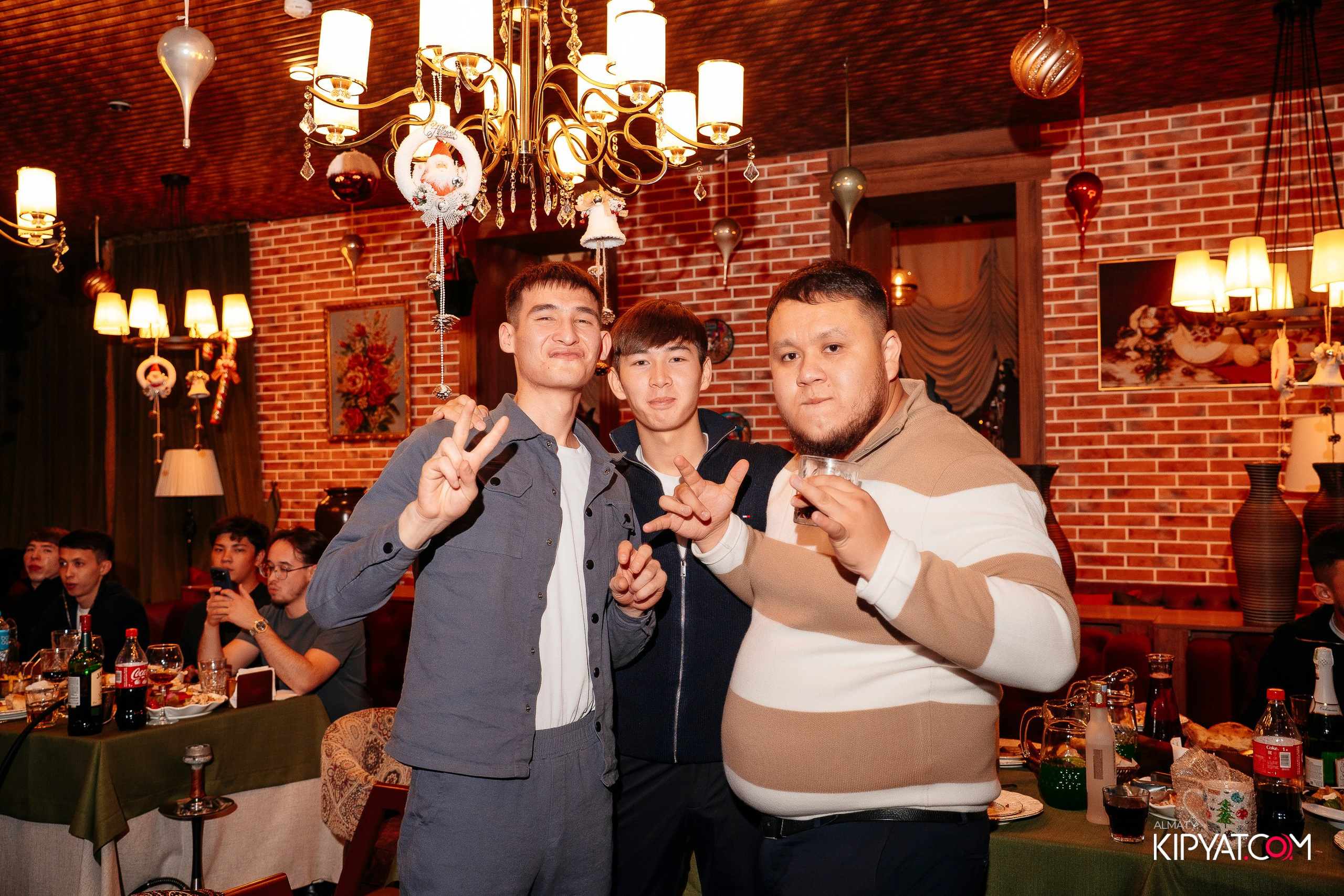 РЕСТОРАН ВЕСЕЛИДЗЕ НА ШЕВЧЕНКО. КИПЯТКОМ АЛМАТЫ! Фотосъемка мероприятий в Алматы