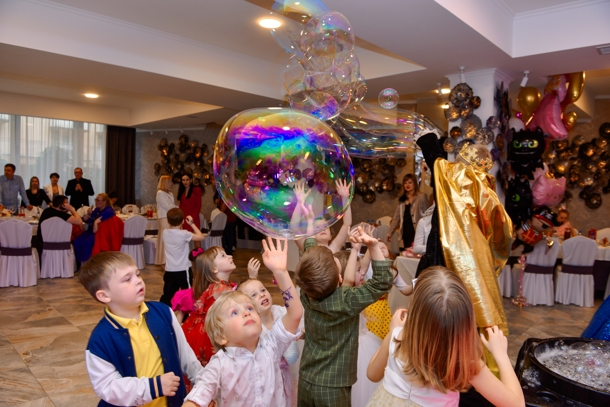 Дни рождения и корпоративы. Свадебный фотограф в Крыму