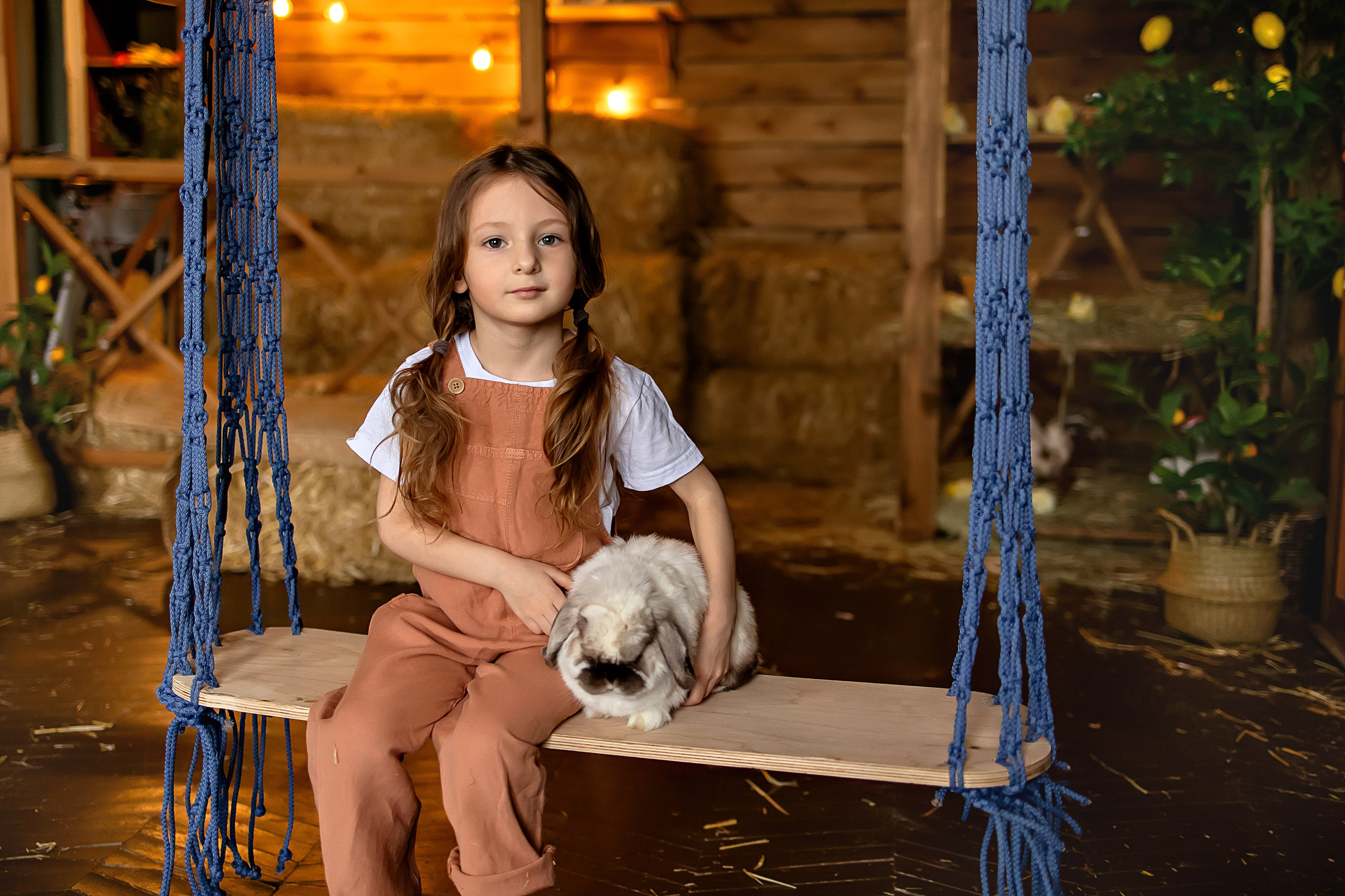 Мия с уточками. Семейный и детский фотограф Оля в Тюмени