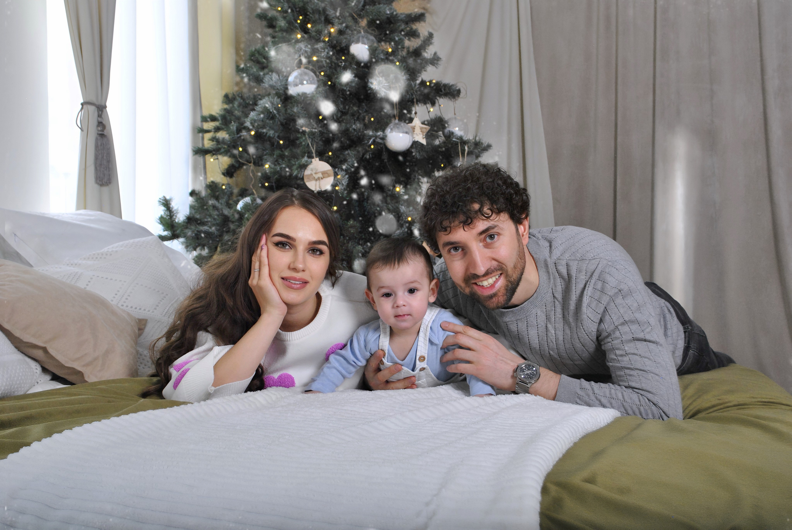 Лада и семья. Фотограф Мария Мусаелян