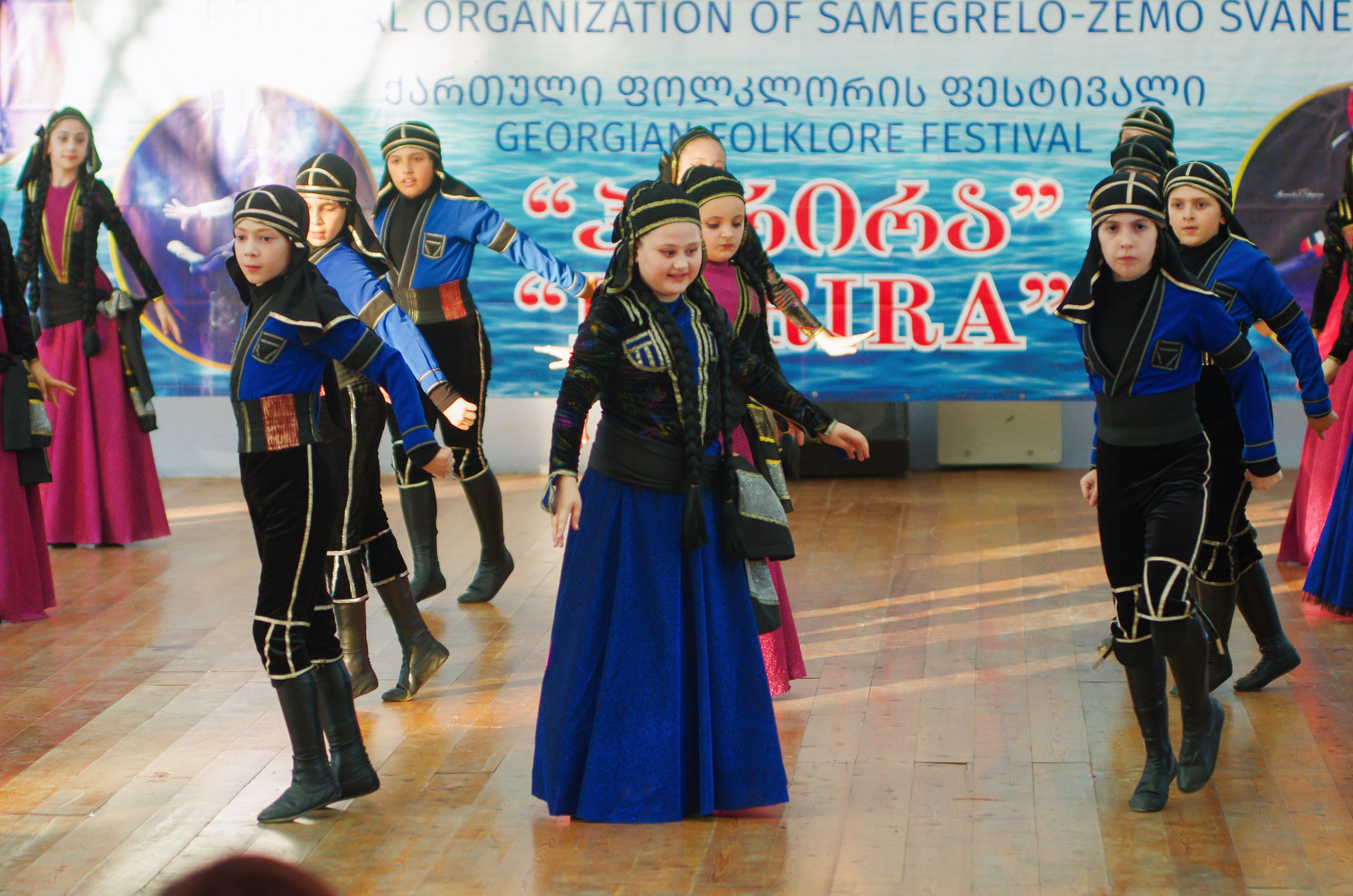 Кабулети Танцы. Портретный фотограф Денис Милютин