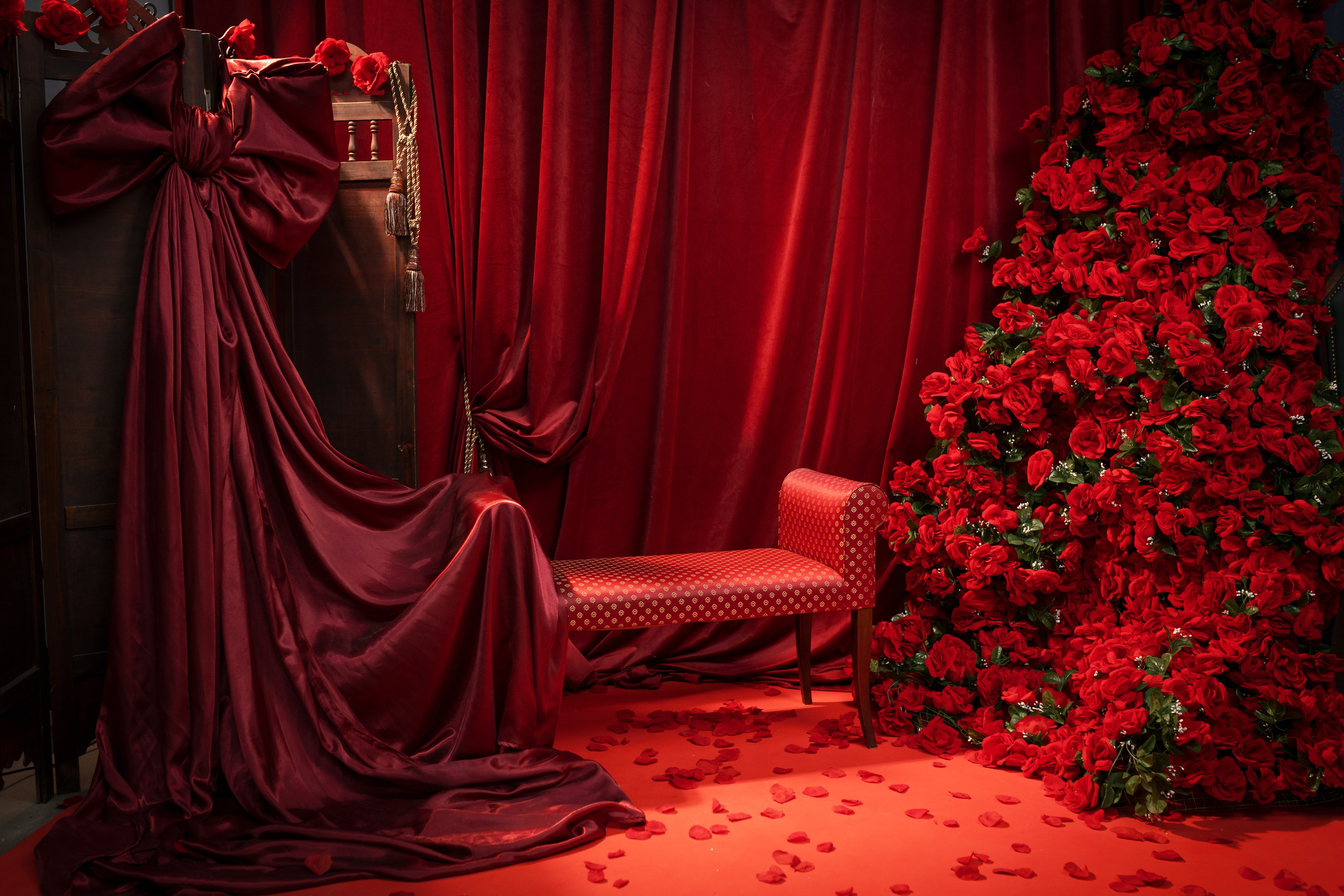 Fairytale Dungeon Творческая фото-мастерская. Волшебные фотосессии в Алматы