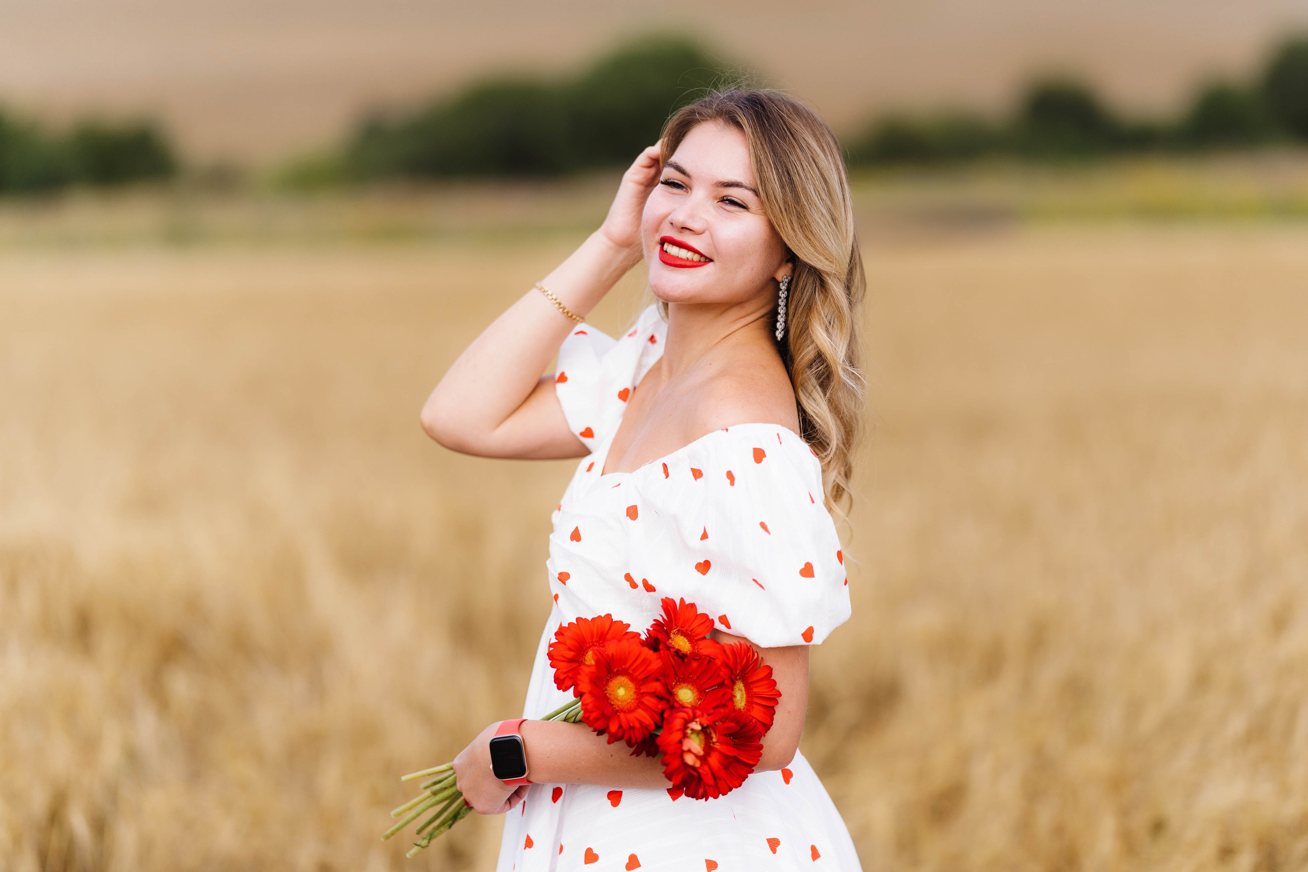 Елена, Сергиев Посад, пшеничное поле. Наталья Дукалова фотограф Щелково Королев Пушкино Москва Балашиха