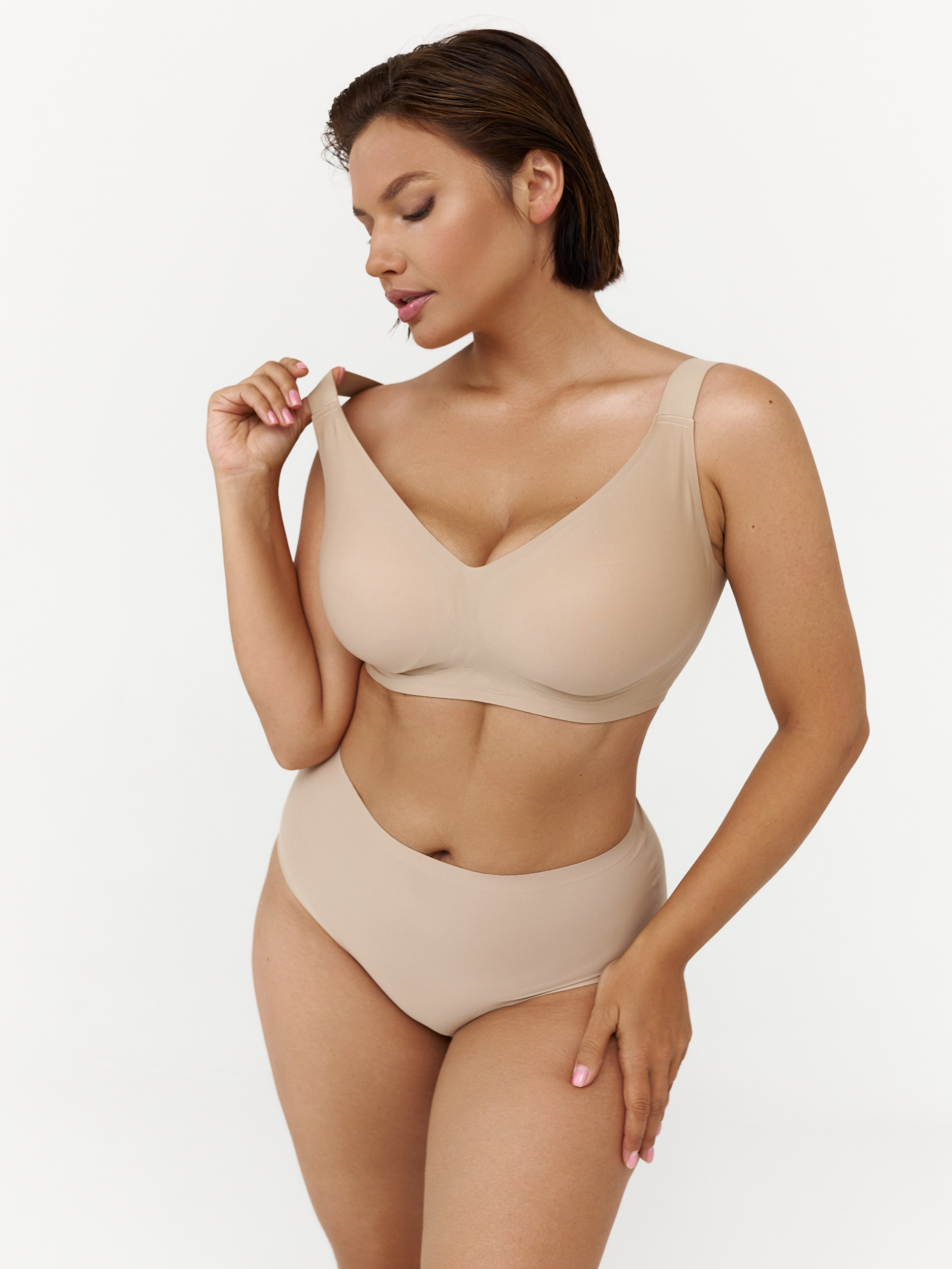 Каталог. Нижнее бельё plus size. Фотограф Александра Распопова