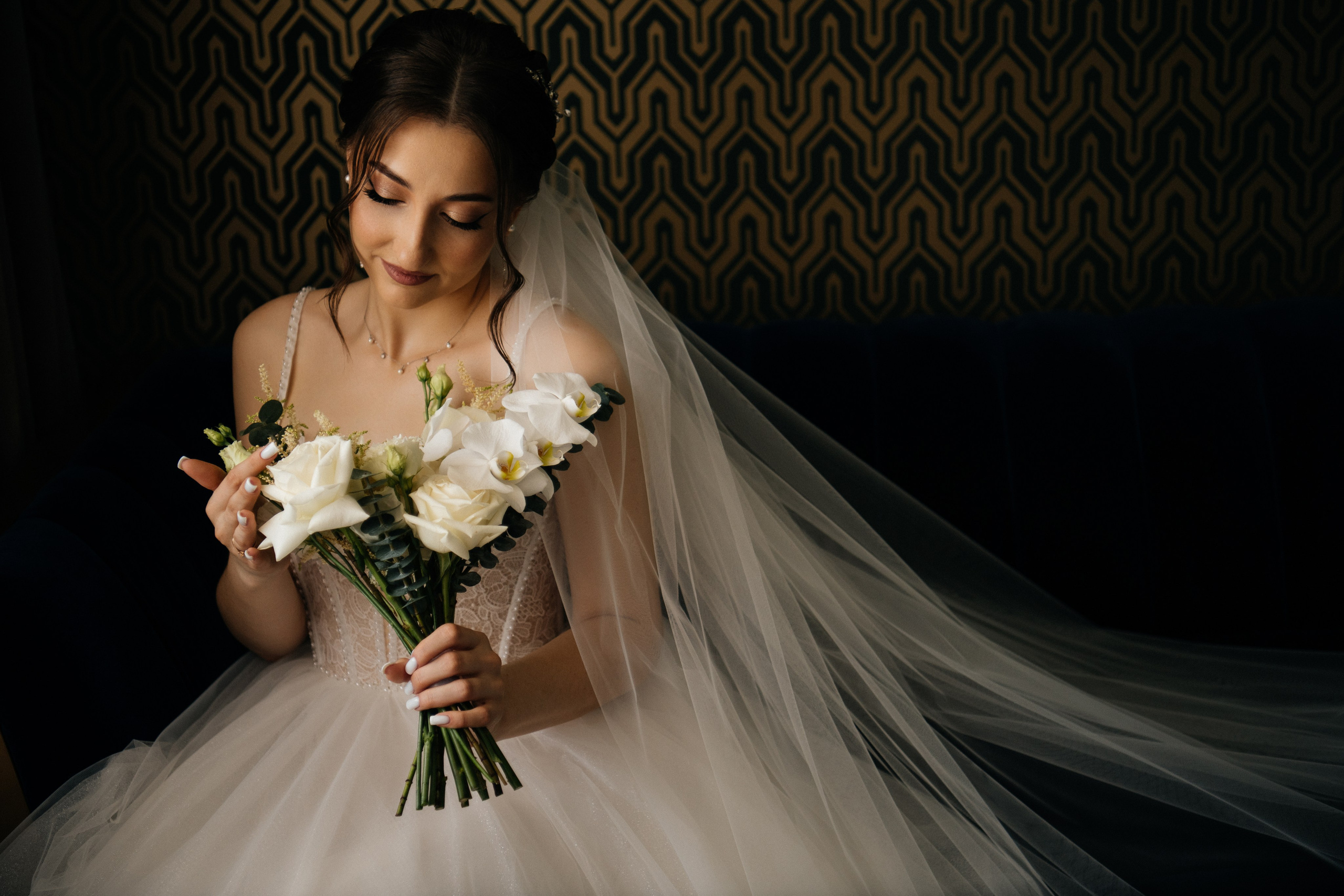 alt="Свадебная фотосессия в Барнауле. Свадебный фотограф Анна Глухова"