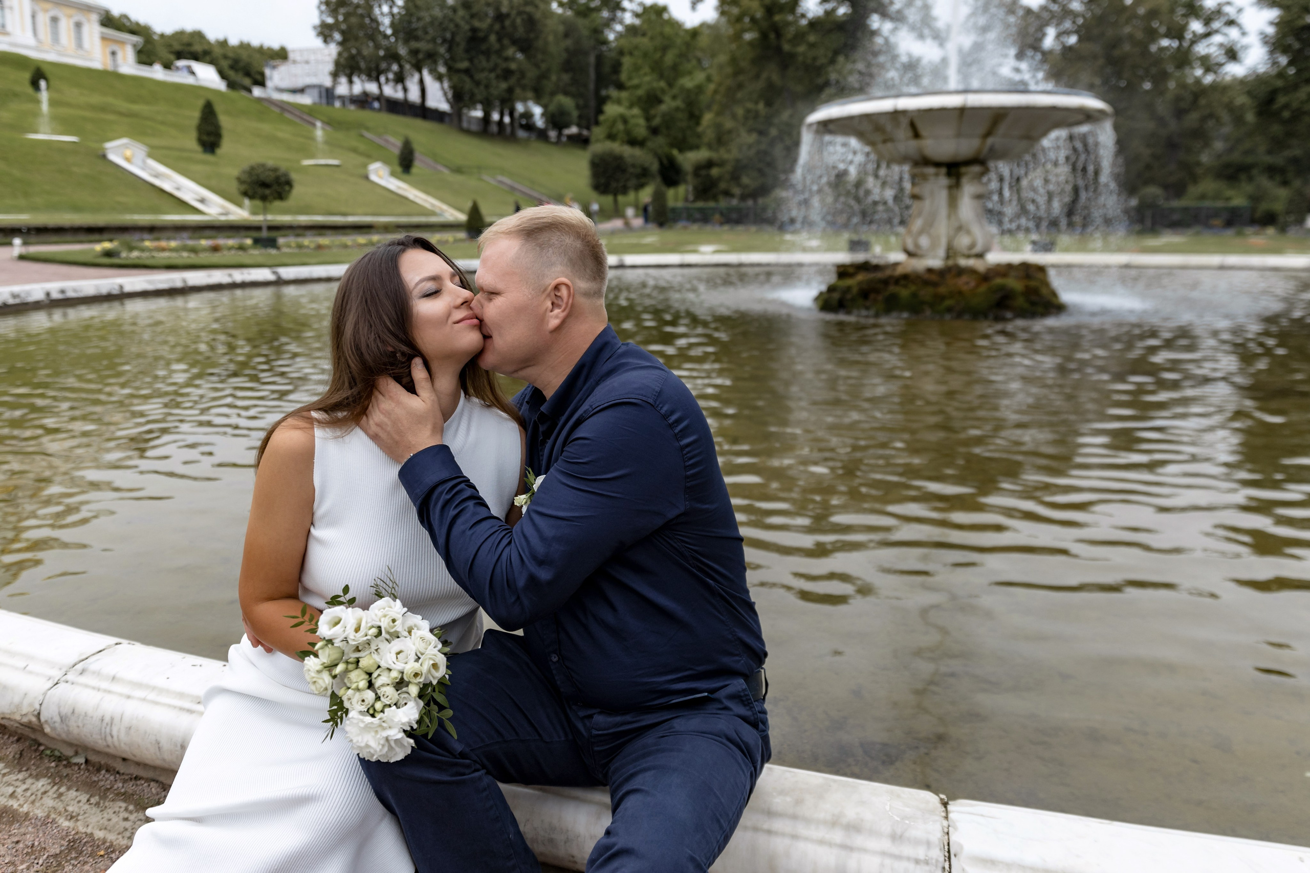 Свадебная прогулка Алены и Миши. Свадебный и портретный фотограф в Санкт-Петербурге Надежда Чечулина