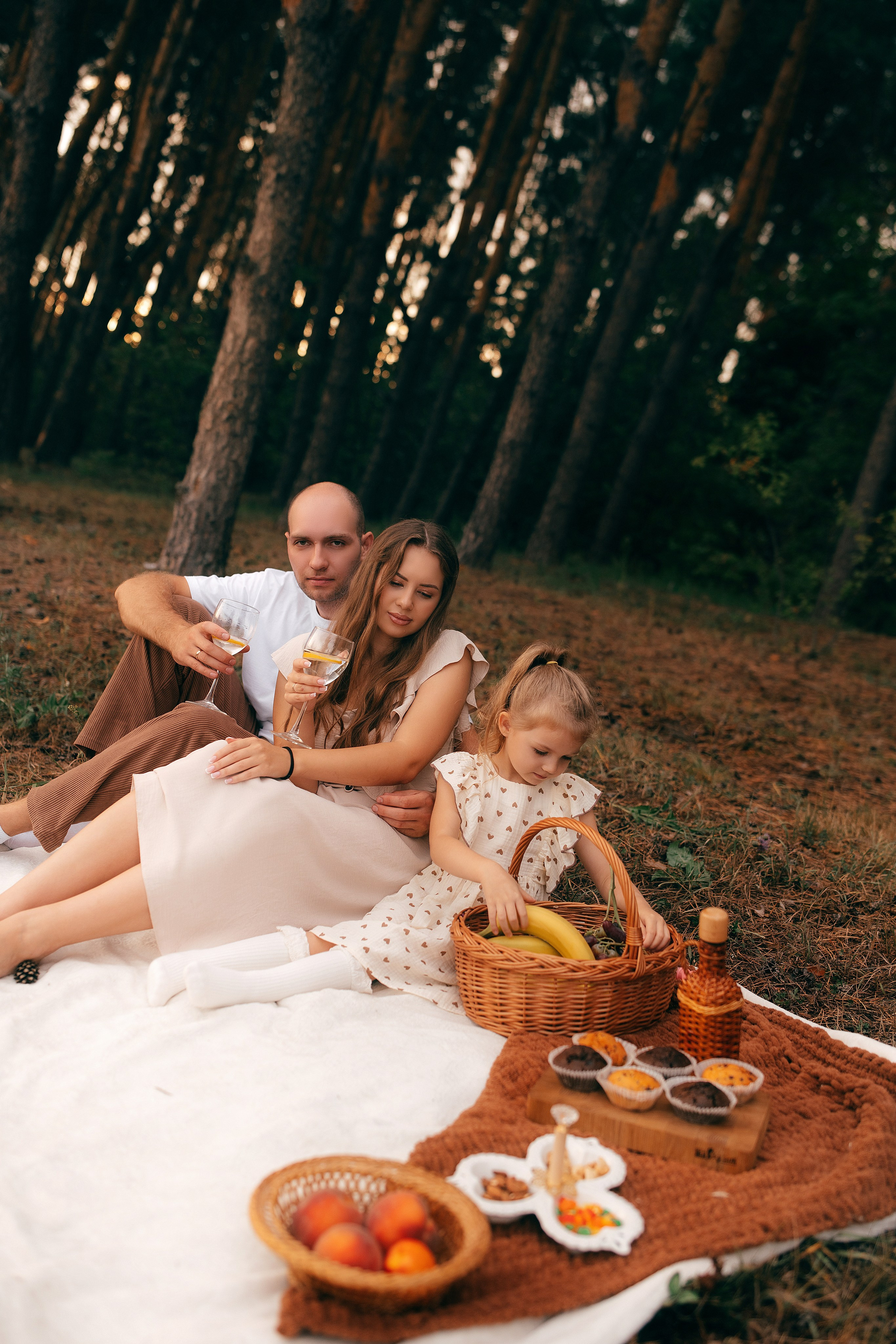 Семейная история в лесу. Фотограф Юлия Стрыгина