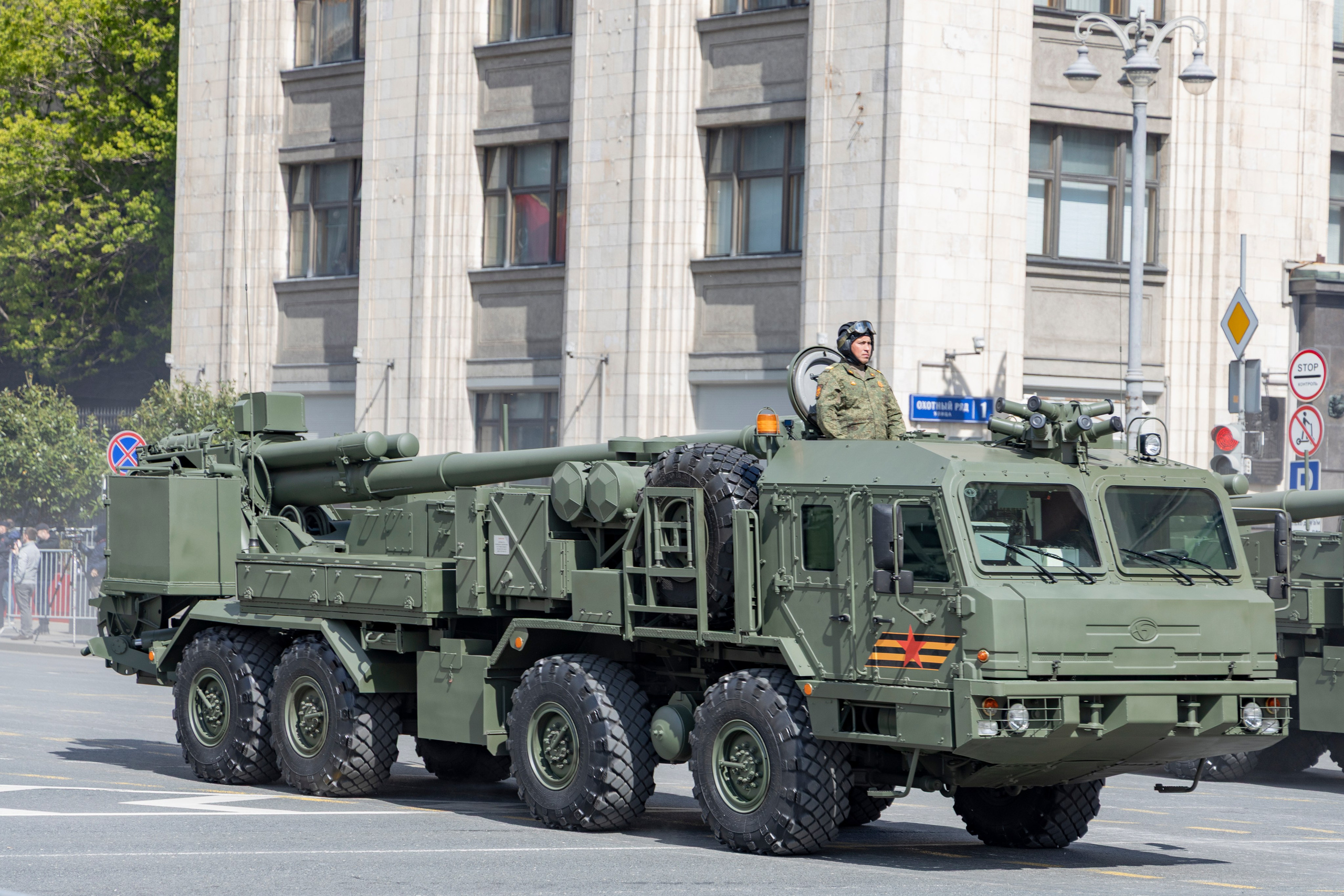 Репетиция парада победы 7 мая 2025 боевая техника. Репортажный, семейный и студийный фотограф в Москве Демин Алексей