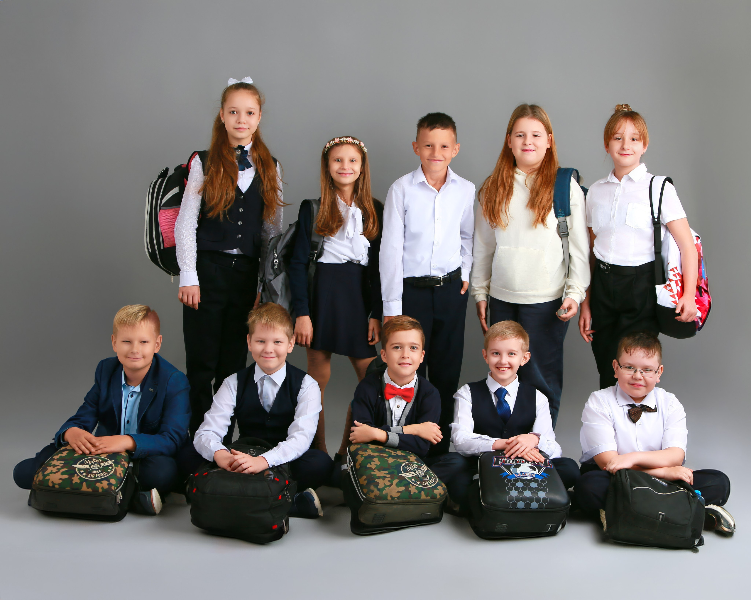 👫 Друзья. Выпускные альбомы для школы и детского сада — школьный фотограф Подольск, Троицк, Щербинка, Москва