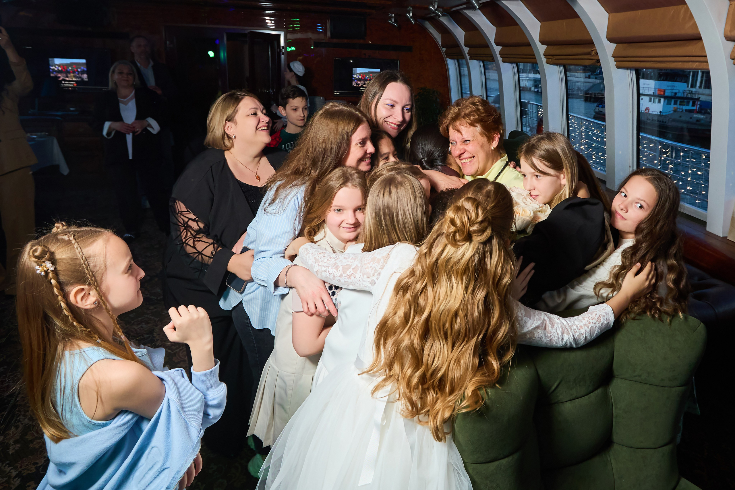 Выпускной 4 класс. Фотограф Иван Недорез