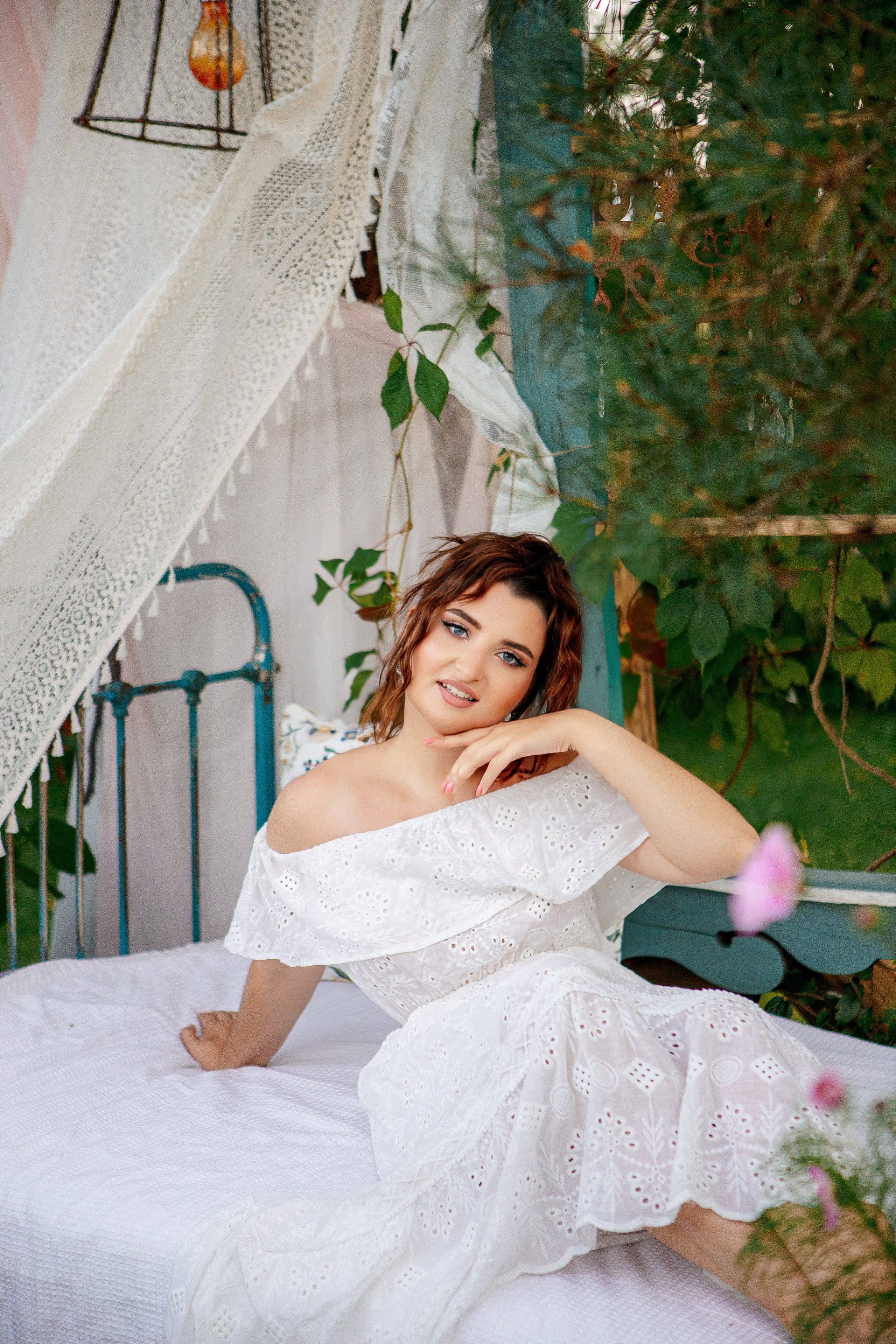 Александра в райском саду. Семейный детский фотограф. Фотосессия в Минске