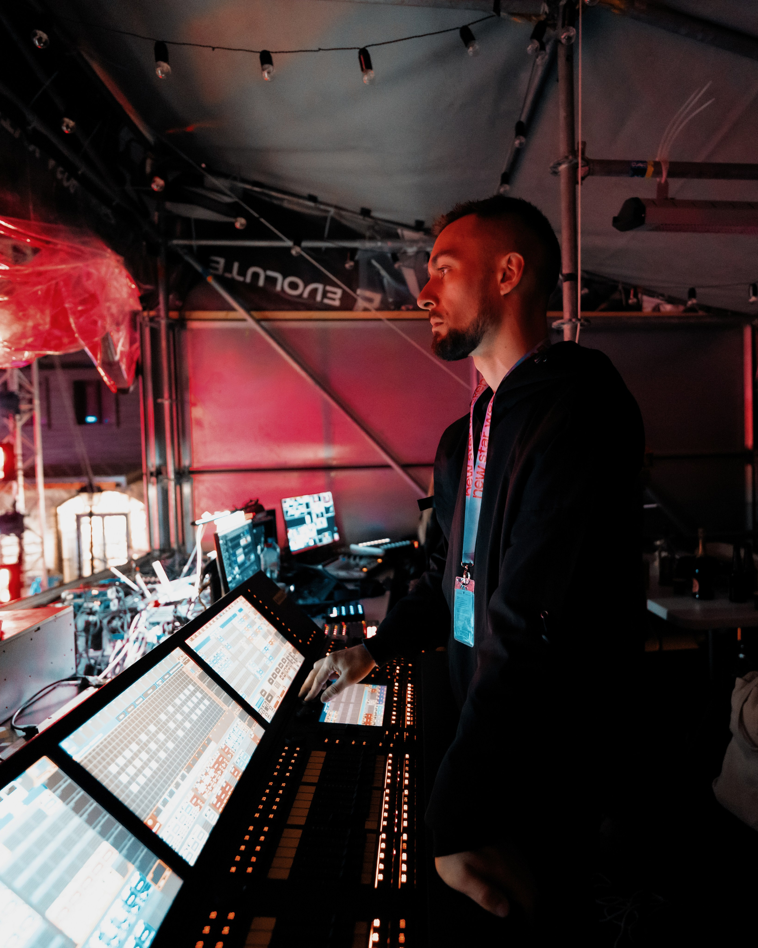 New Star Weekend, SILA SVETA. @tomrus: Рустам Шагиморданов — фотограф