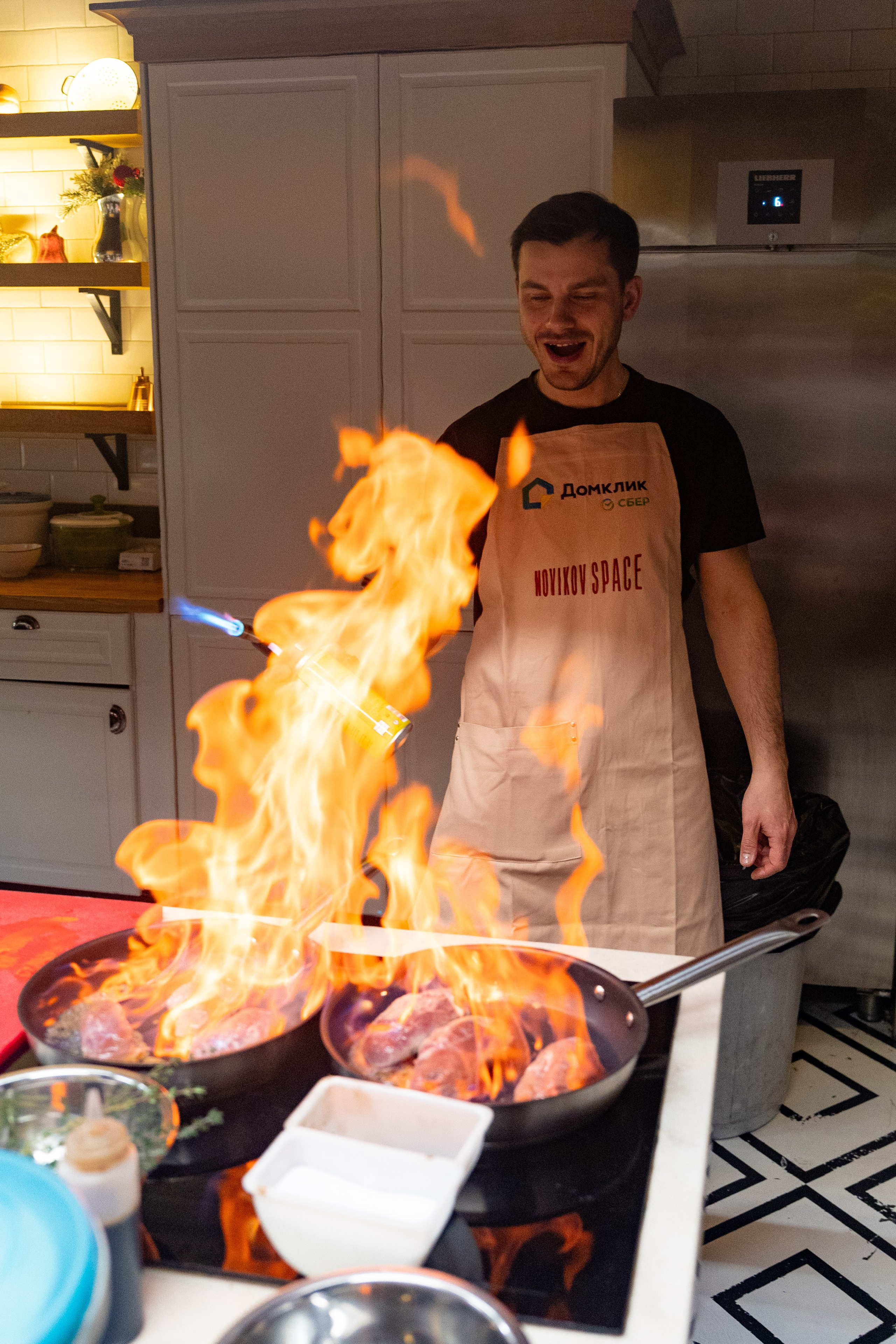 NOVIKOV SCHOOL — Умами зал. Фотограф Никита Комаров