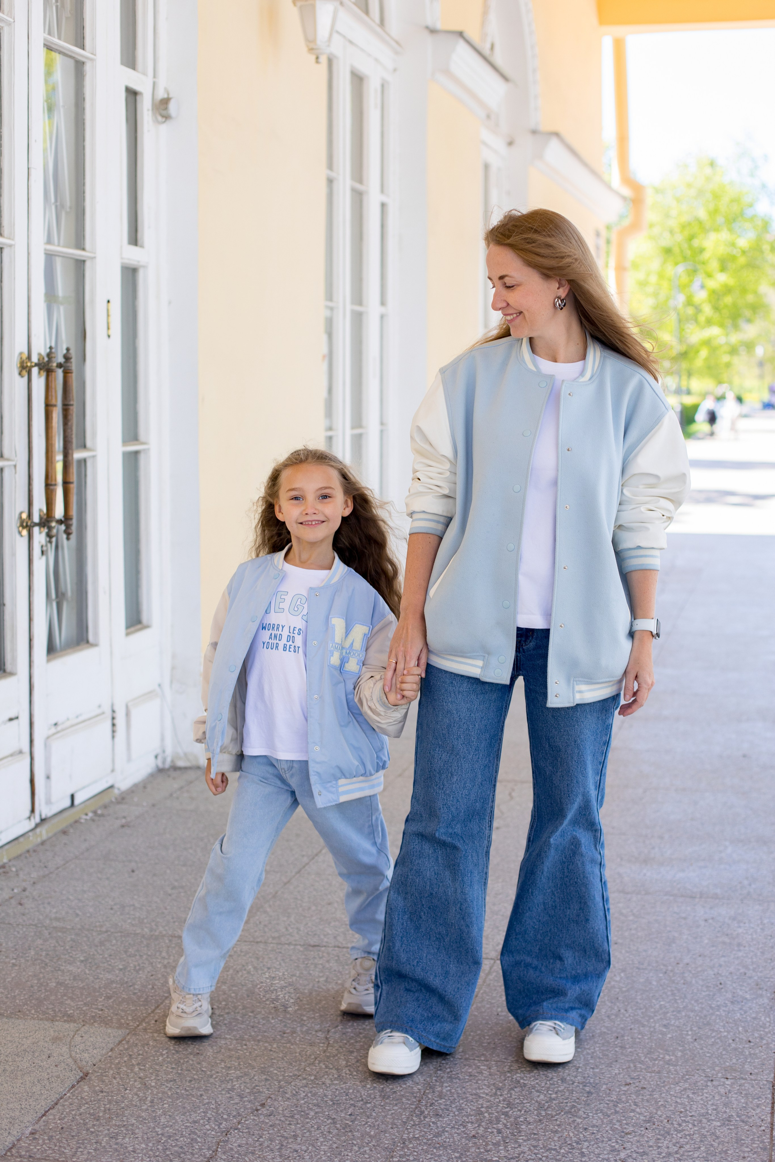 Фотосессия мамы и дочки в Парке Победы. Детский и контент фотограф Надя Волкова Санкт-Петербург
