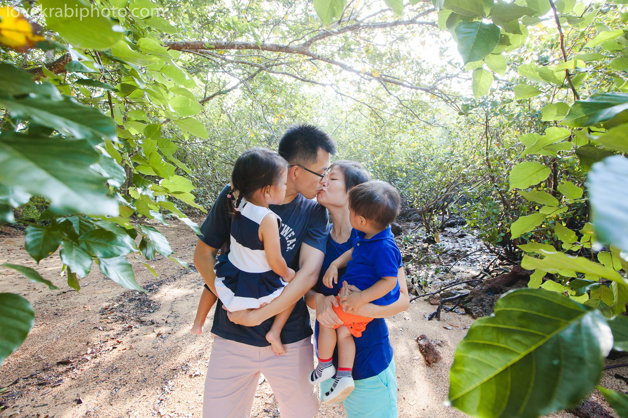 krabi photographer, thailand holiday, krabi villa, koh lanta photography, family photography ao nang, phi phi tour