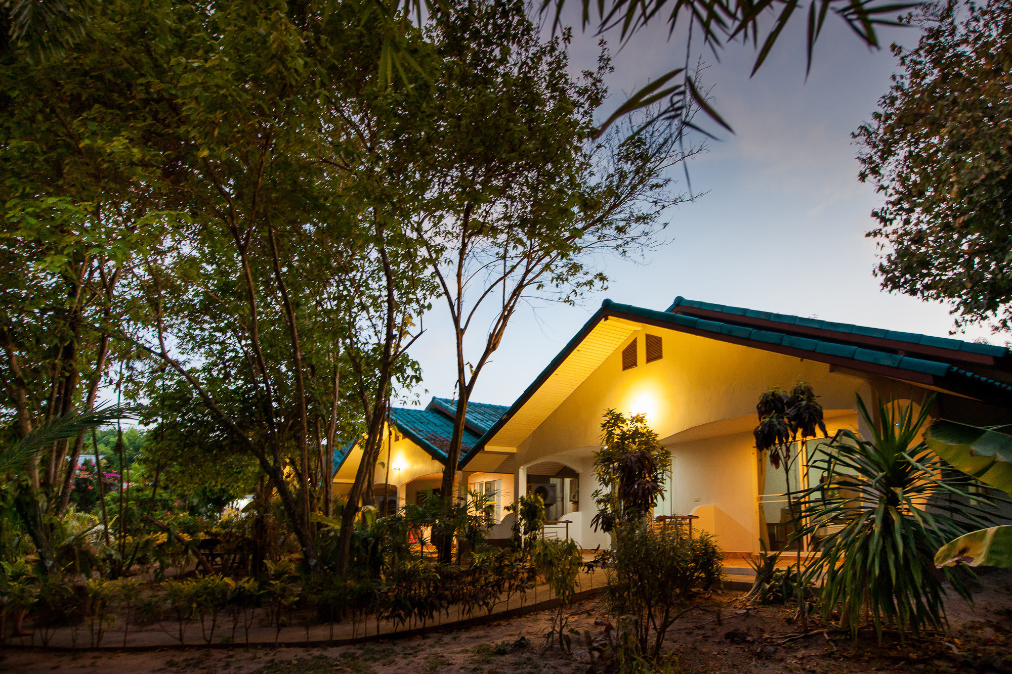 Quiet Resort Aonang Krabi. Photography & Events Thailand Krabi