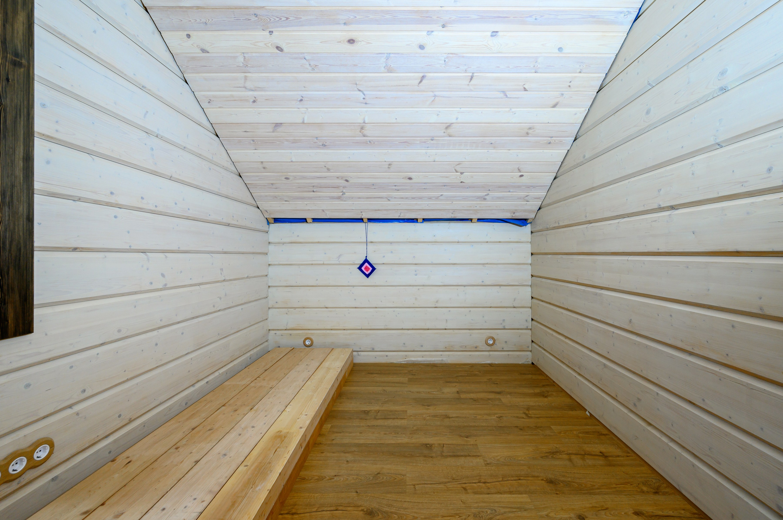 Дом на продажу в Ленинградской области. Интерьерный фотограф. Фото- видеосъемка недвижимости Санкт-Петербург