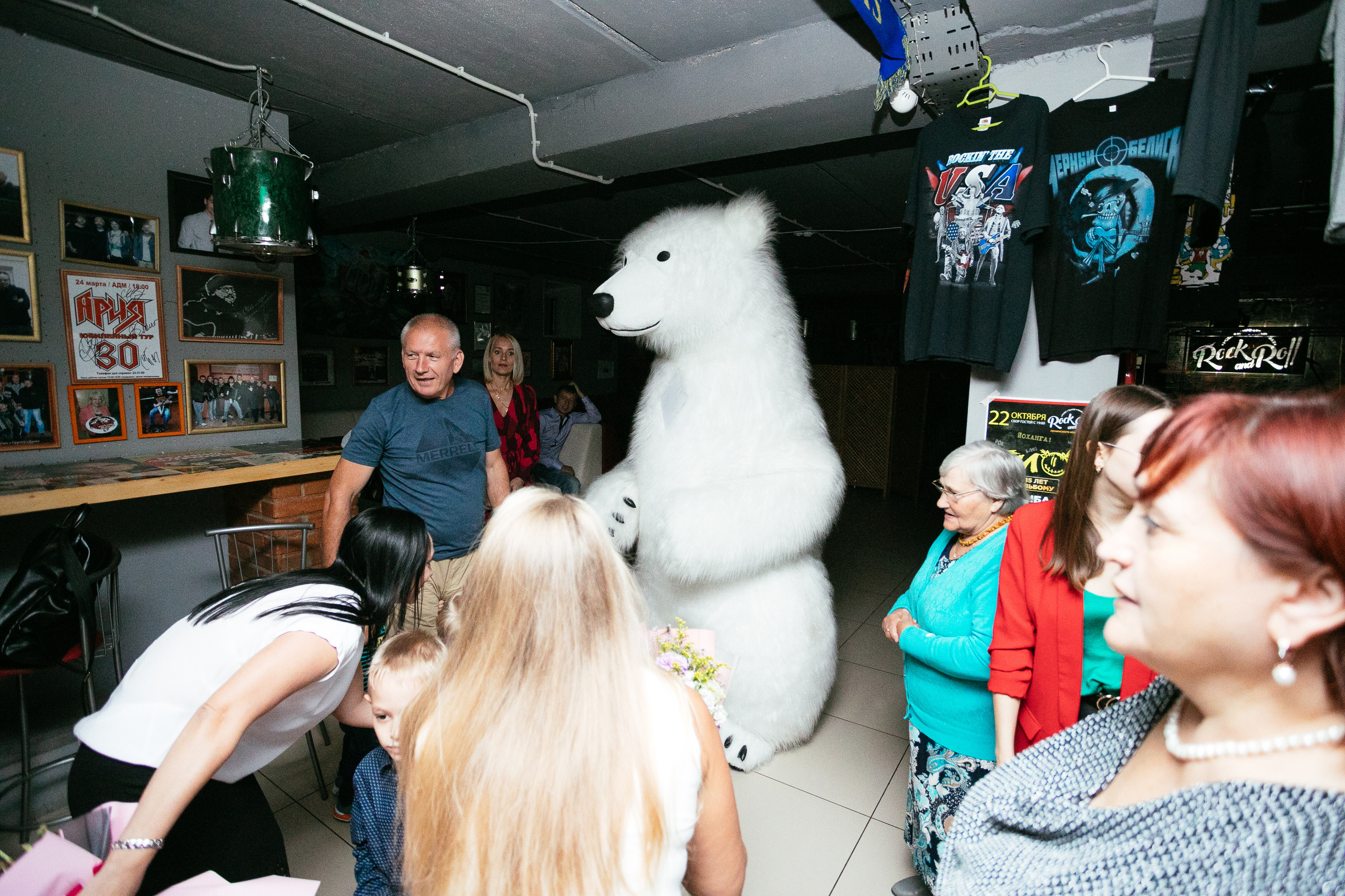 Сюрприз от семьи в честь юбилея. Организатор Романова Любовь