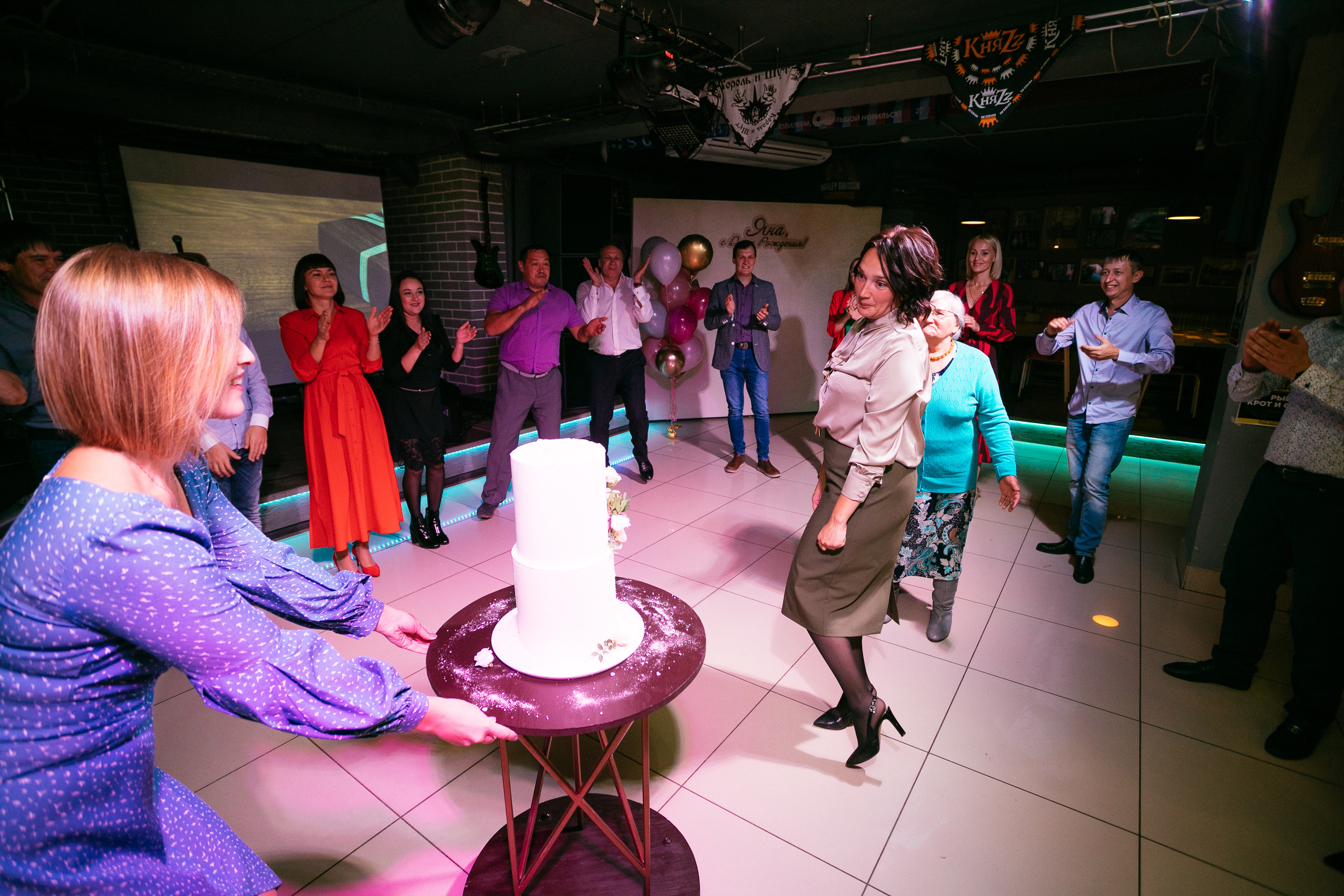 Сюрприз от семьи в честь юбилея. Организатор Романова Любовь