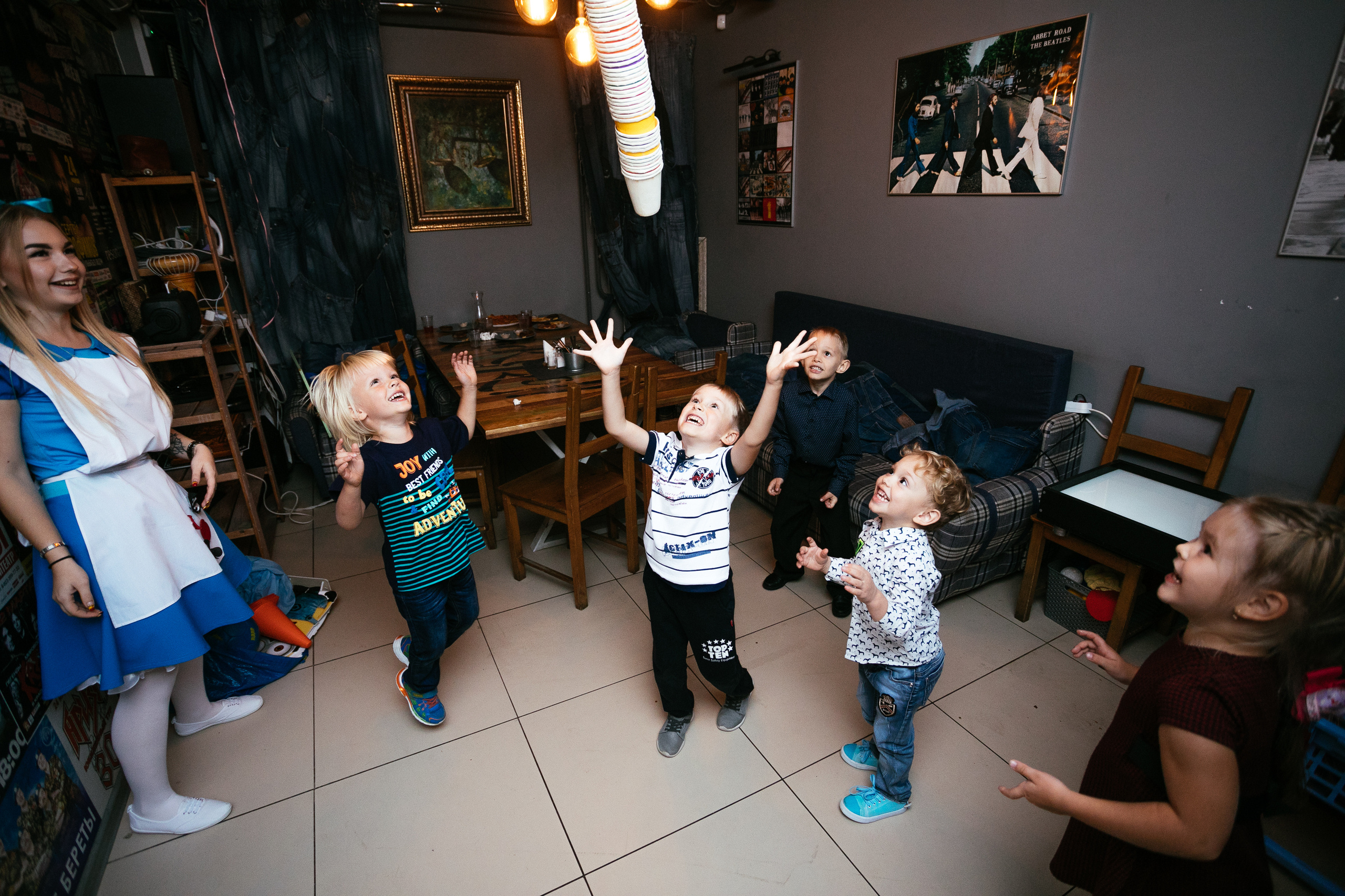 Сюрприз от семьи в честь юбилея. Организатор Романова Любовь