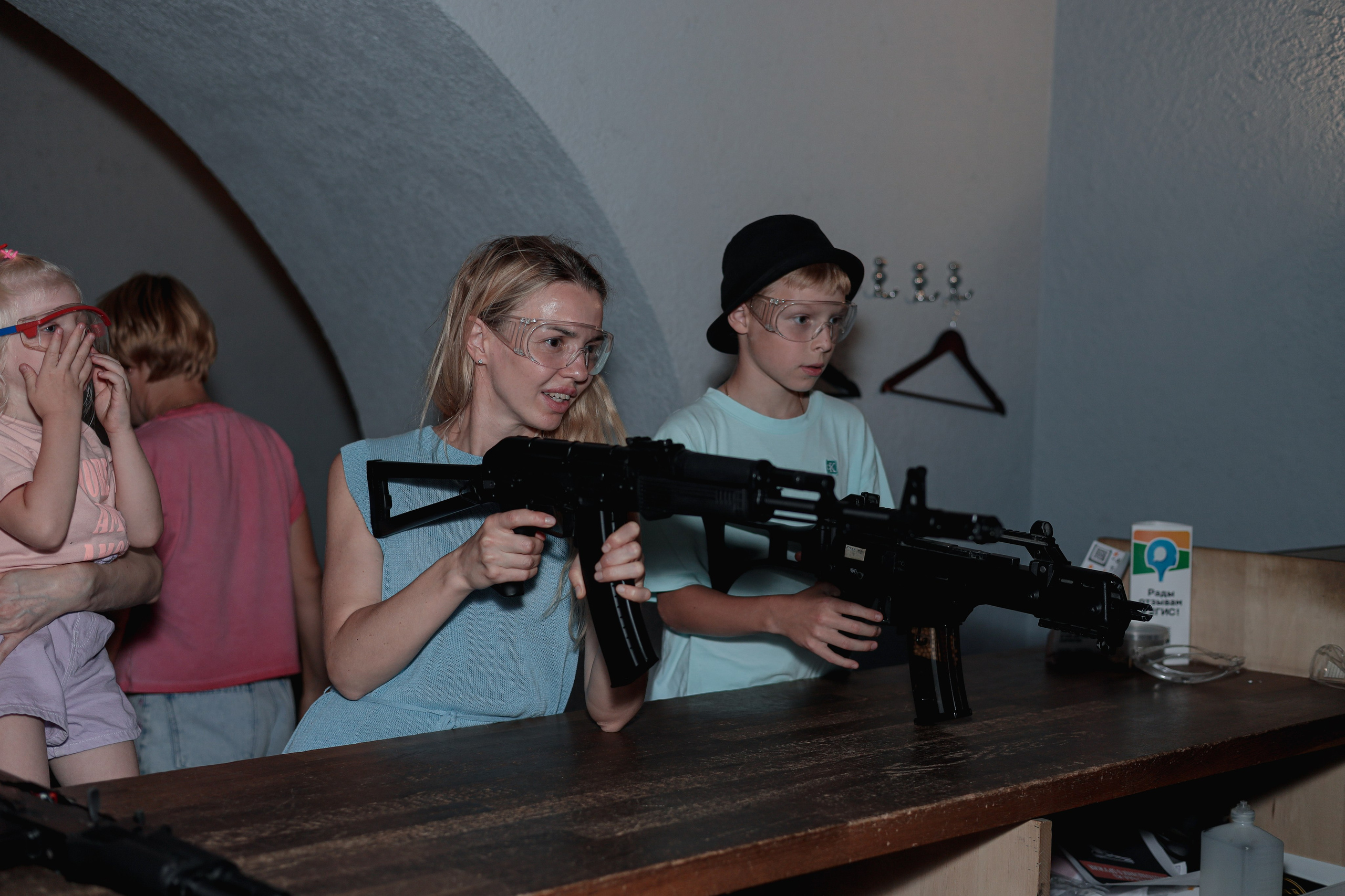 День рождение в стрелковом клубе. Фотограф Надршина Лилия