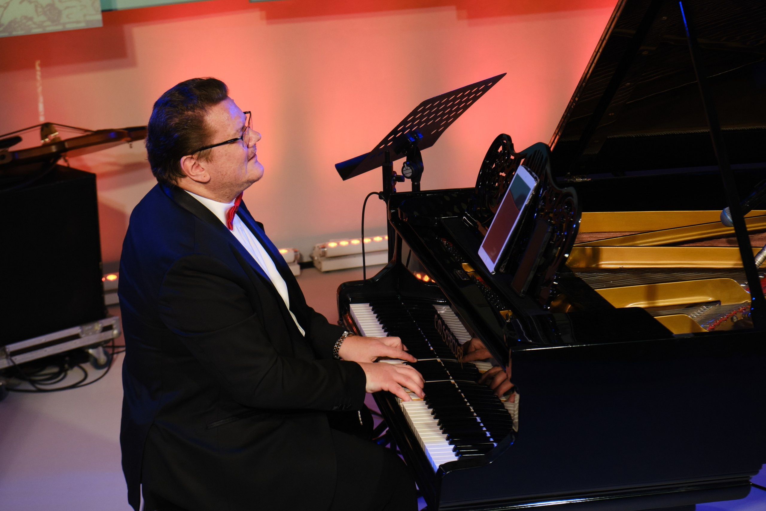 Светский репортаж. Репортажный фотограф в Москве Денис Тамко