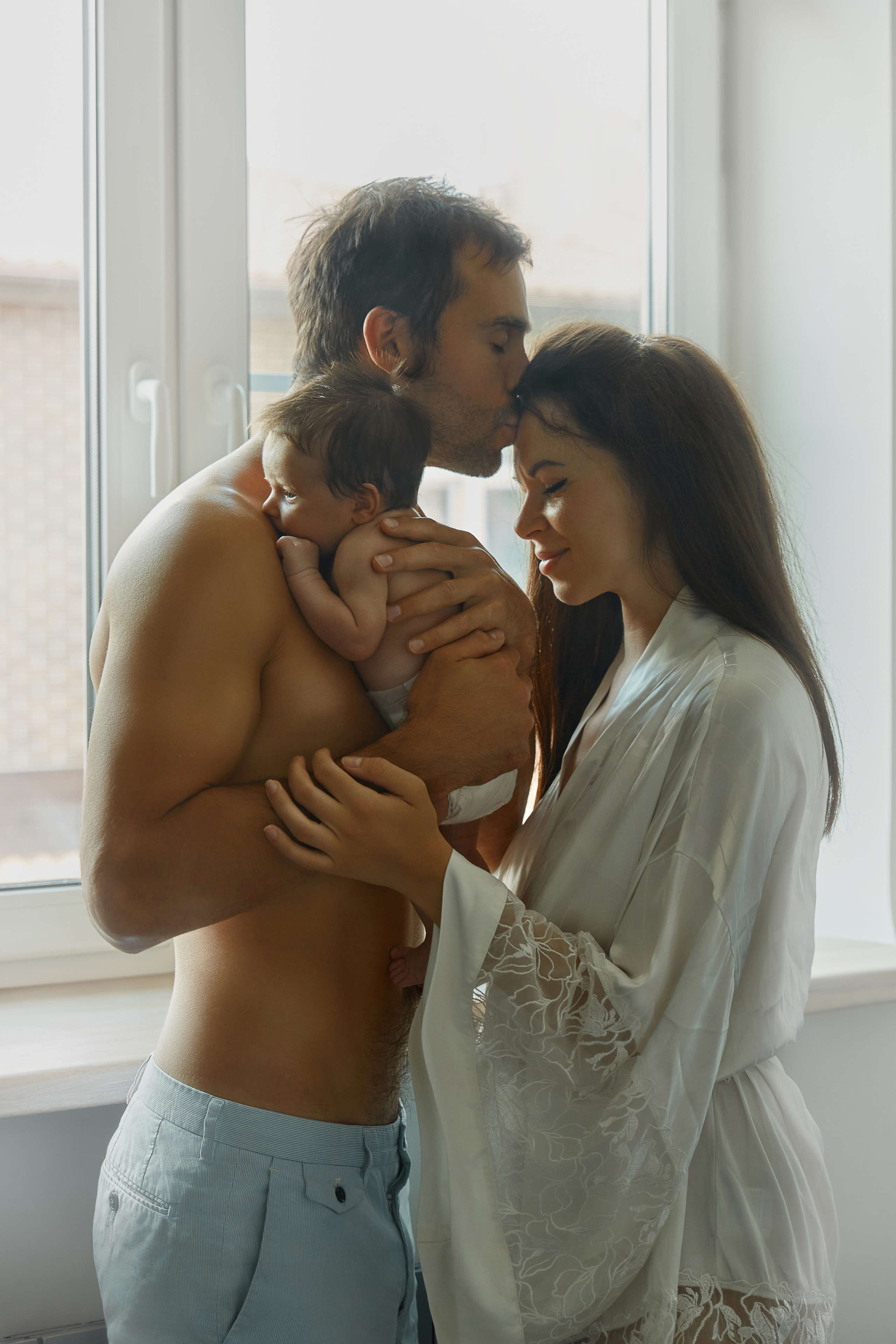 Молодая семья. Свадебный фотограф, портретный фотограф в Москве и Саратове Оксана Анциферова