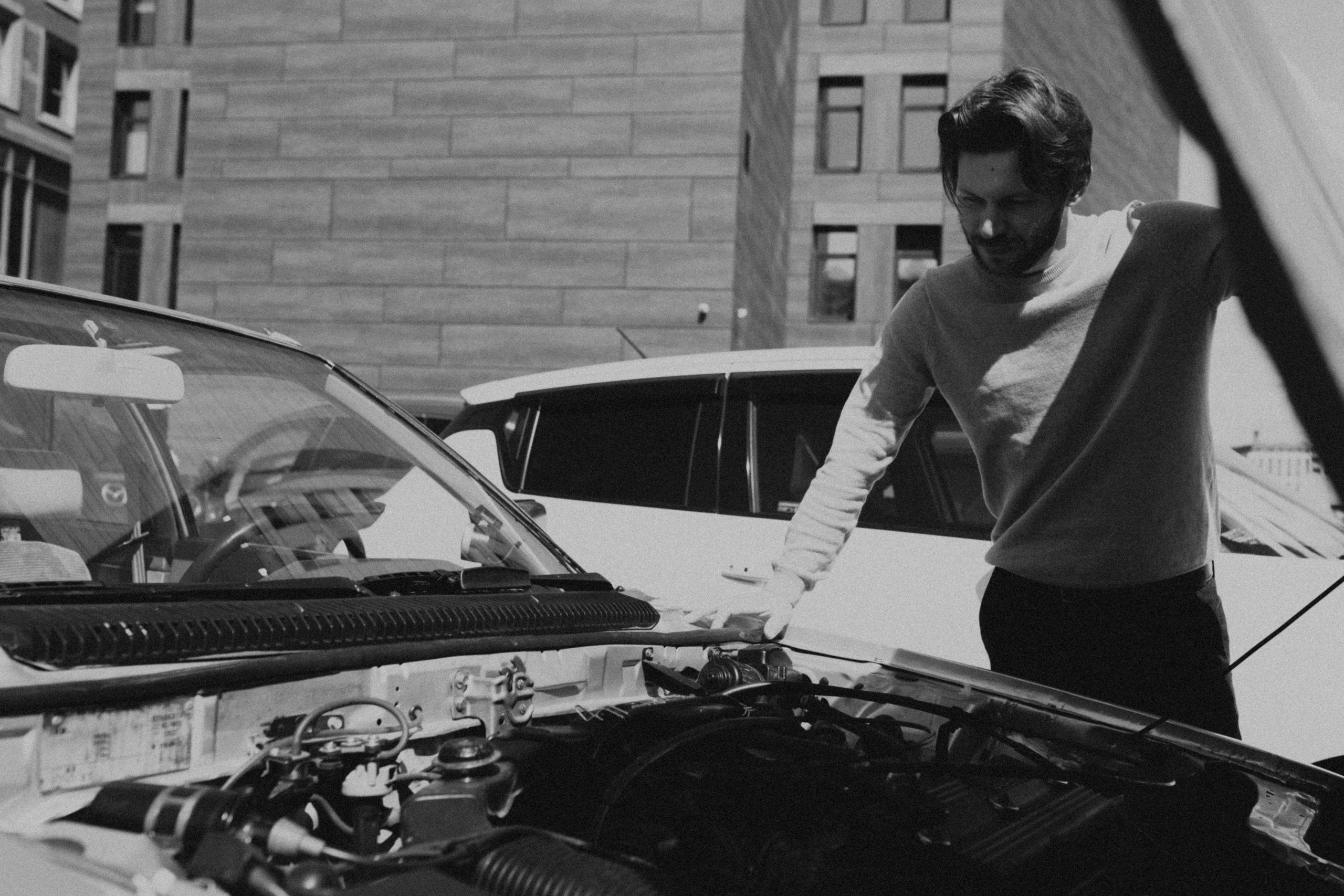 CARS and COFFE. Happiness is in the moments