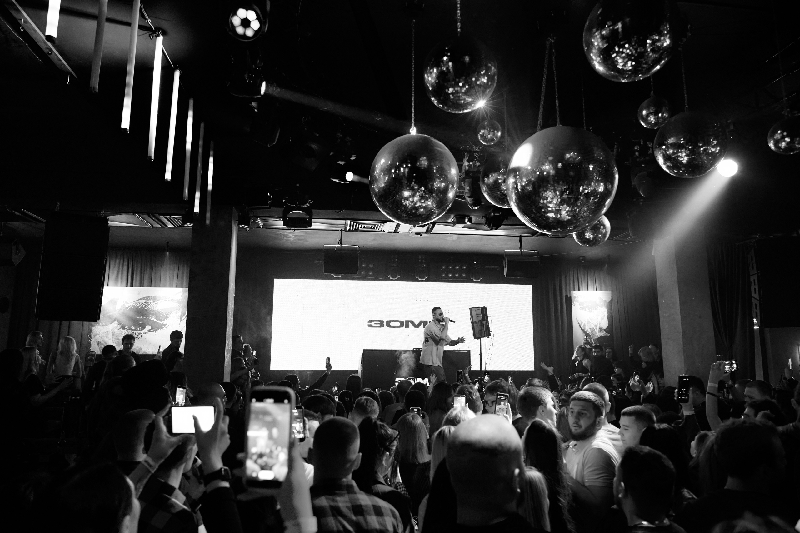 Концерт Зомба в Норильске в ночном клубе «Рублев». Свадебный и семейный фотограф в Ульяновске, Норильске, Казани — Орешина Елена