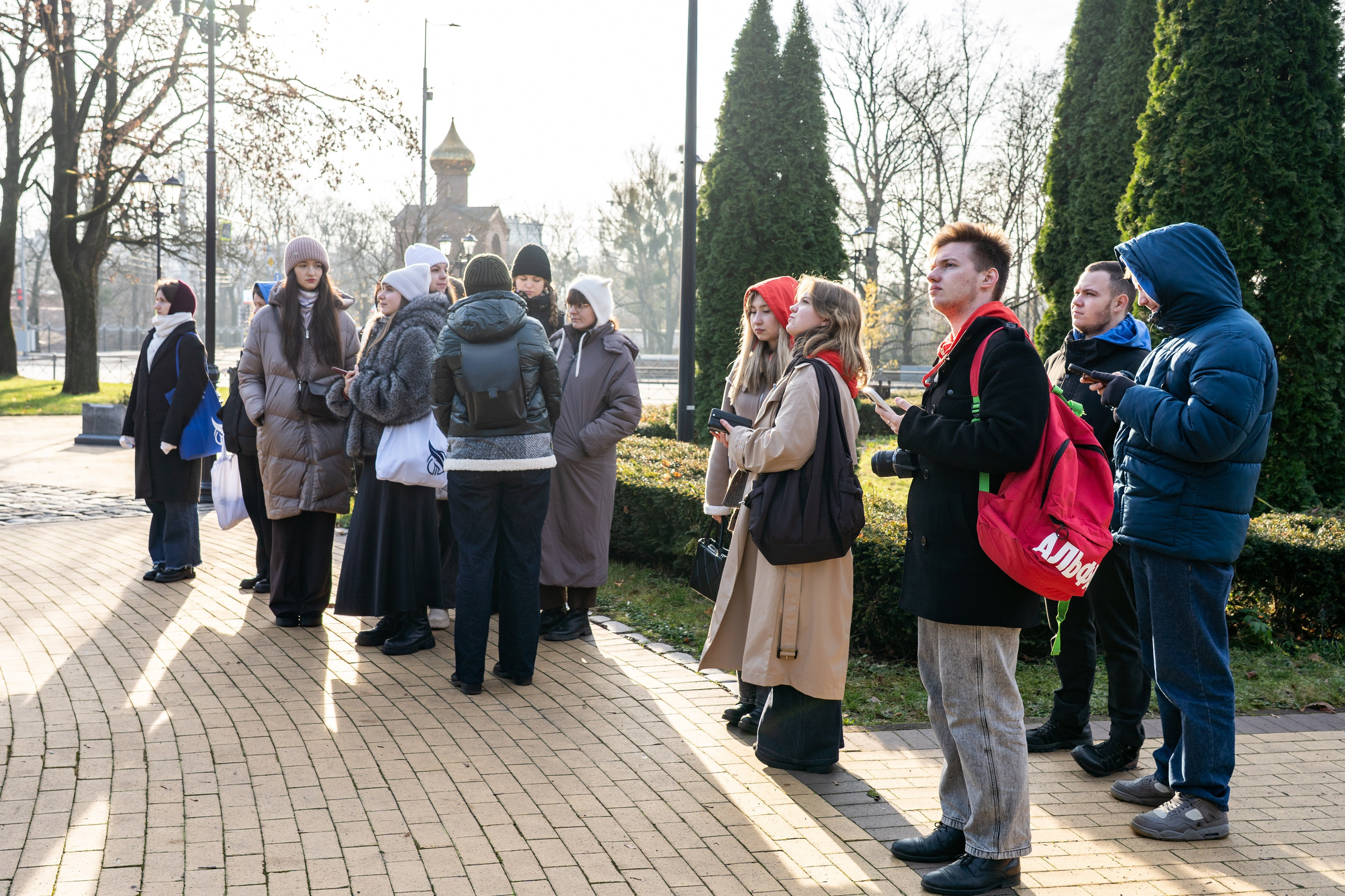 Историческая медиашкола 2025 в Калининграде. Репортажный фотограф в Москве Легкая Софья