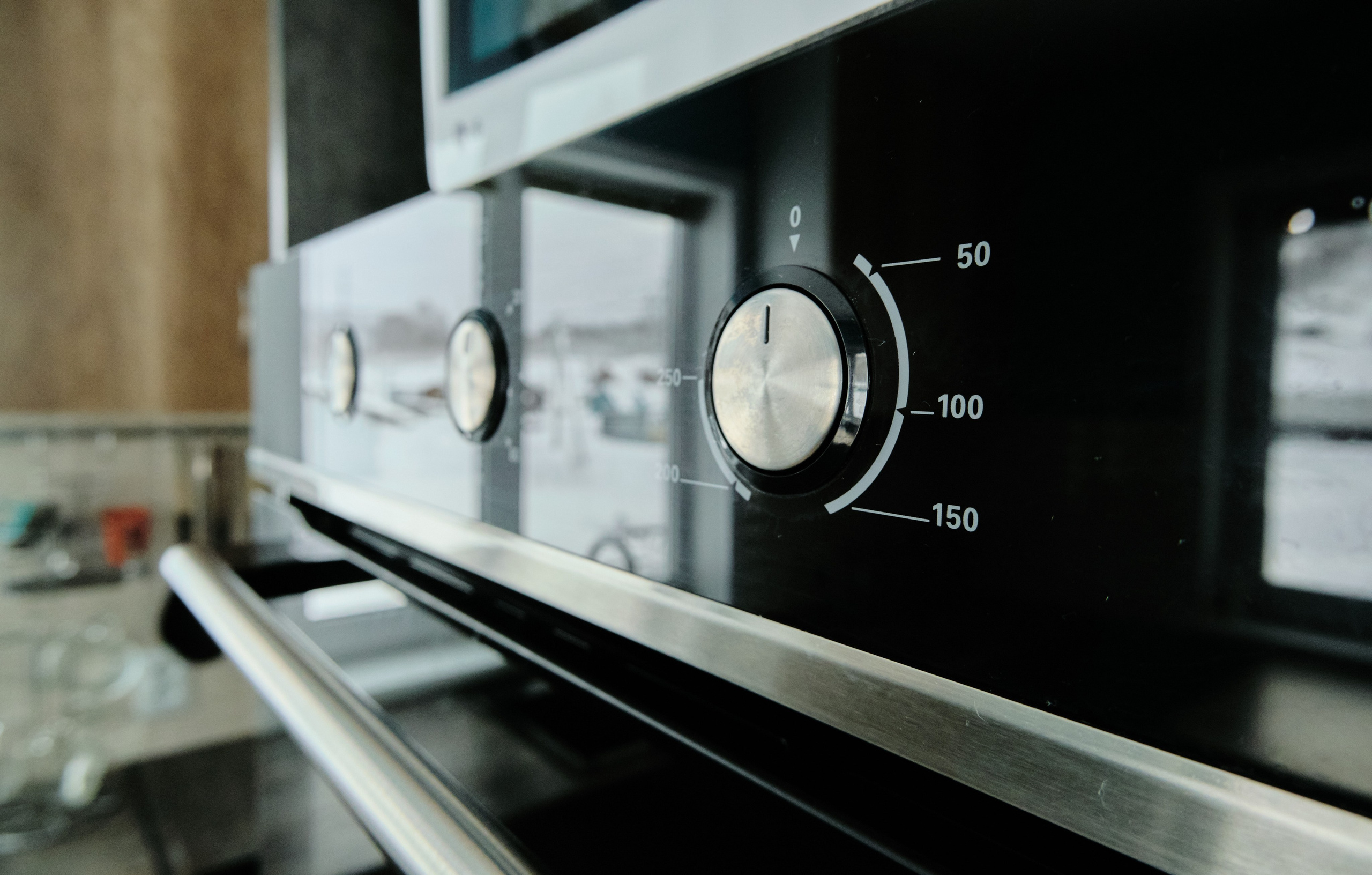 Цветочная 12. Свадебный и семейный фотограф в Новокузнецке Иван Иванов