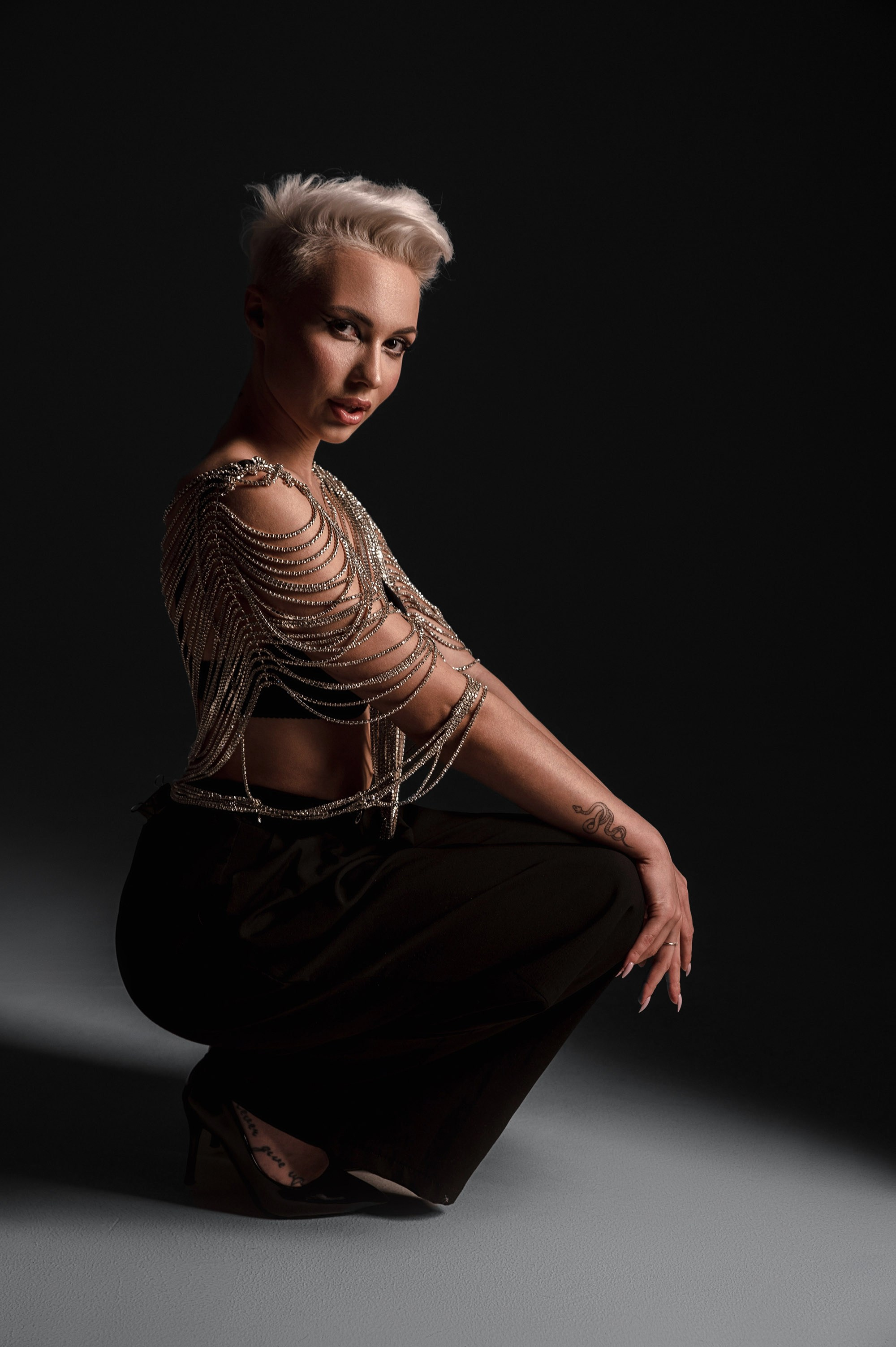 Портретная фотосъёмка в студии Тулы. Предметный и портретный фотограф в Туле. Юлия Даниленко