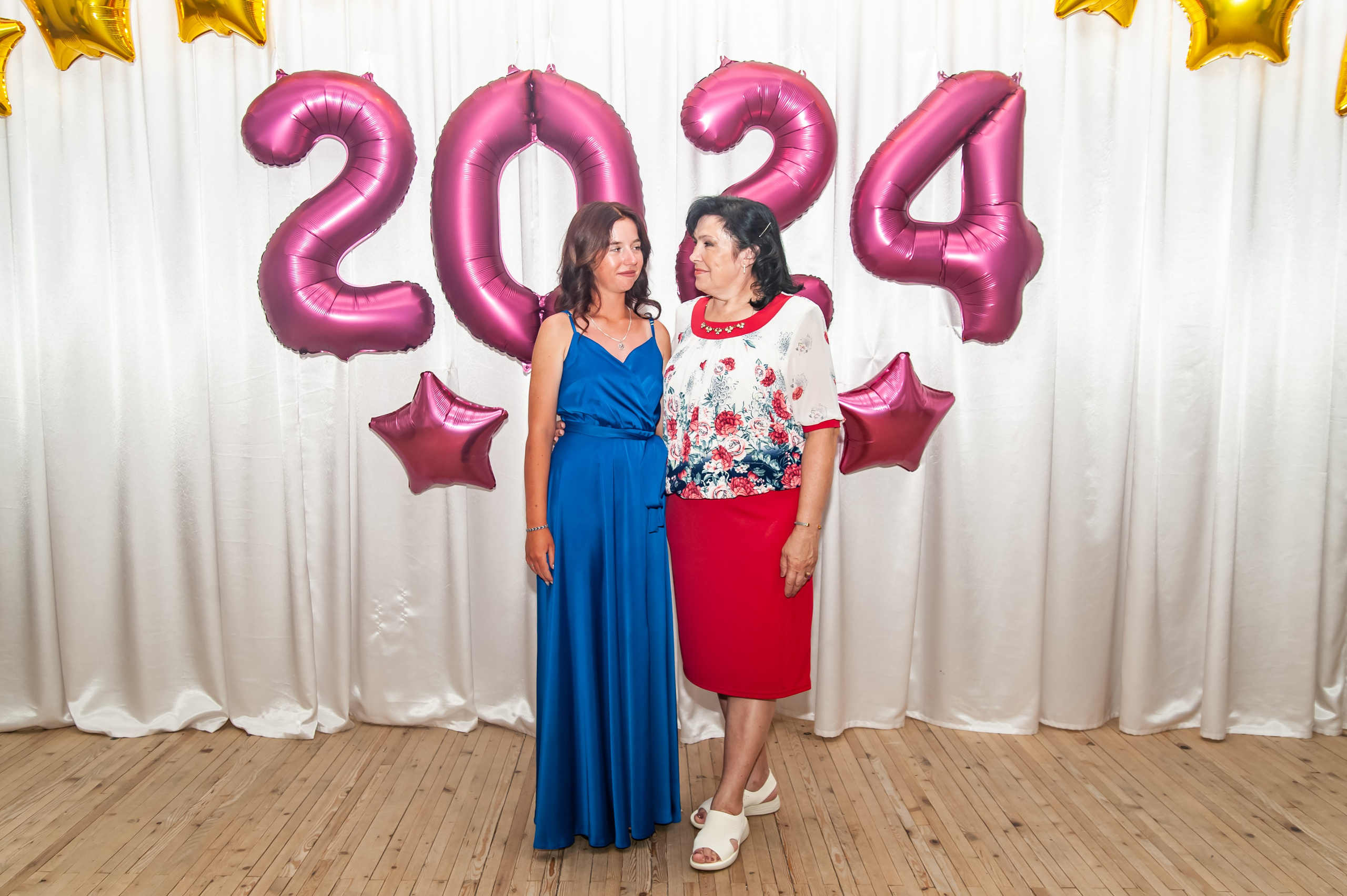 Выпускной МАОУ СОШ № 17 им. Эдуарда Есаяна. Свадебный и семейный фотограф Денис Лукьянов в Краснодаре, Краснодарском крае и Республике Крым