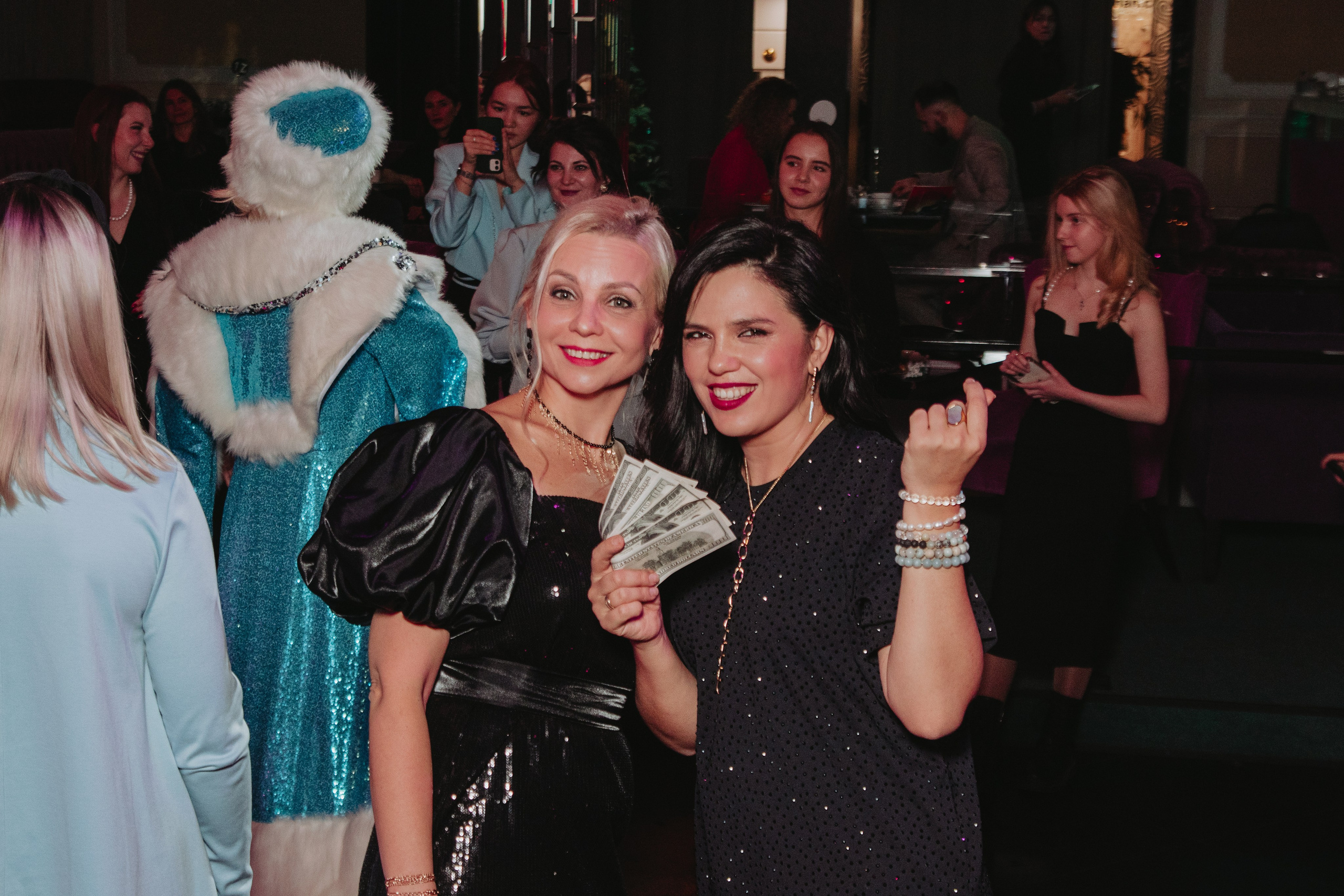 Большие связи. Фотограф продюсер съемок Йолдыз Плетнева